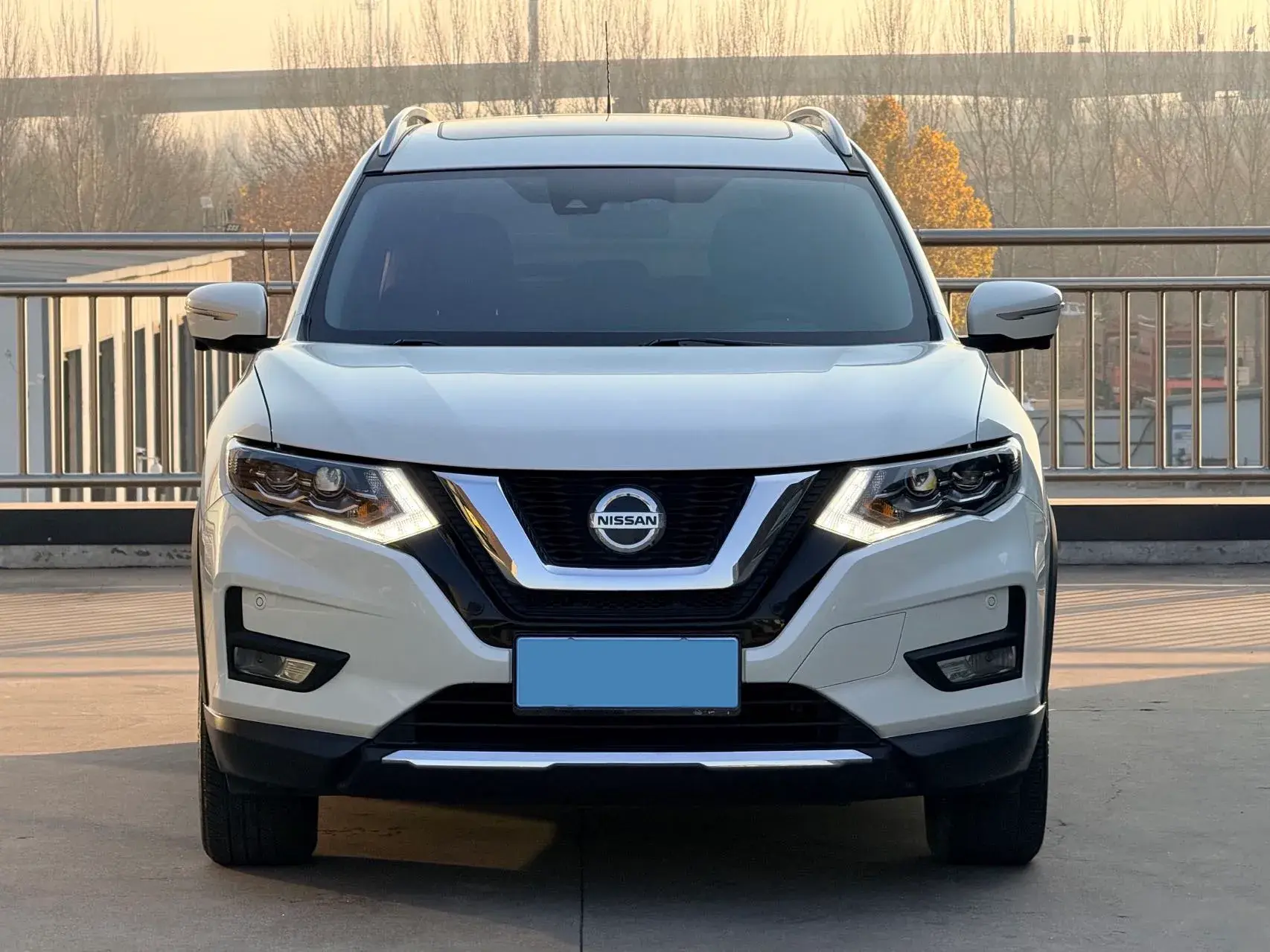 2021 NISSAN X-TRAIL thumbnail 2