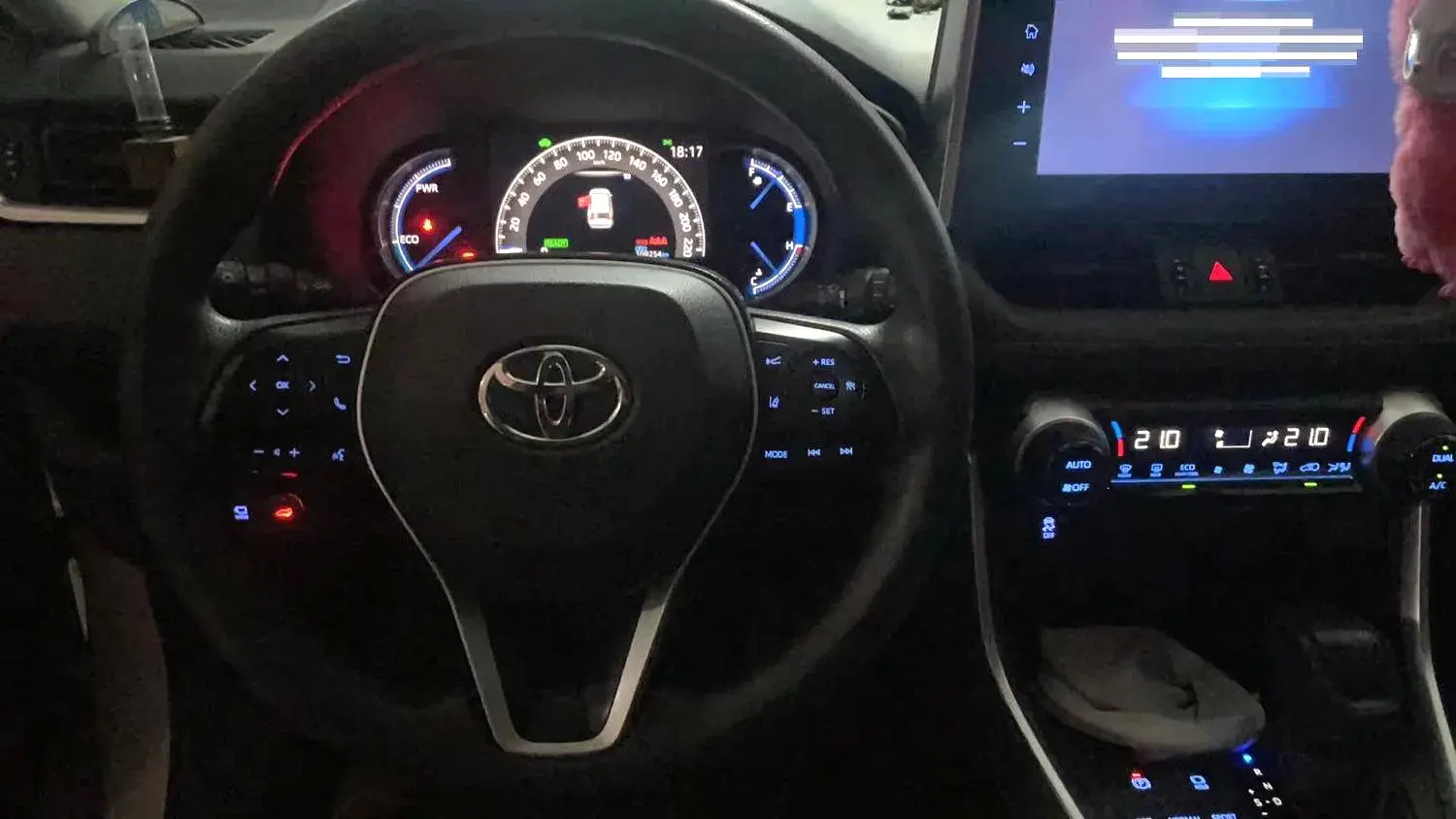 2020 TOYOTA RAV4 thumbnail 2