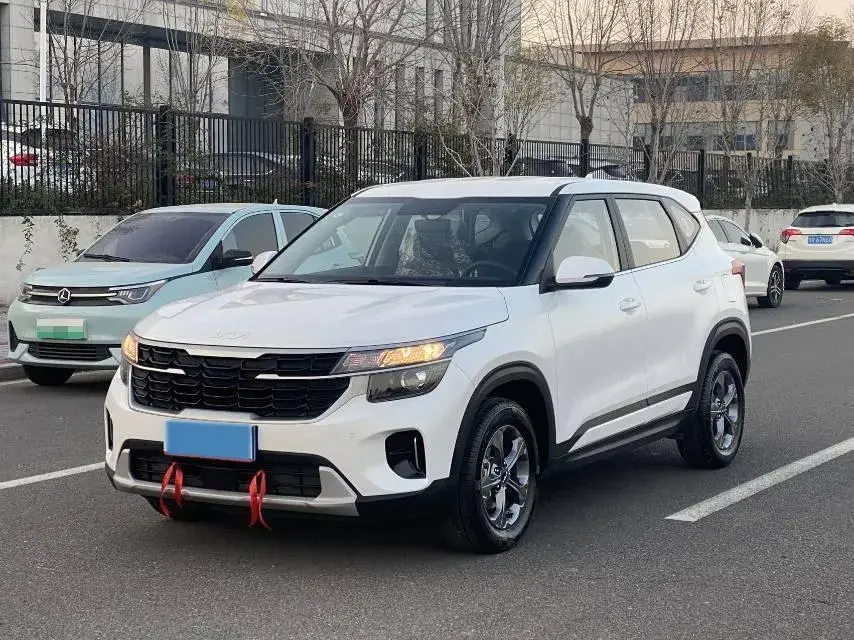 2023 Kia Seltos 1.5L 115HP L4 CVT