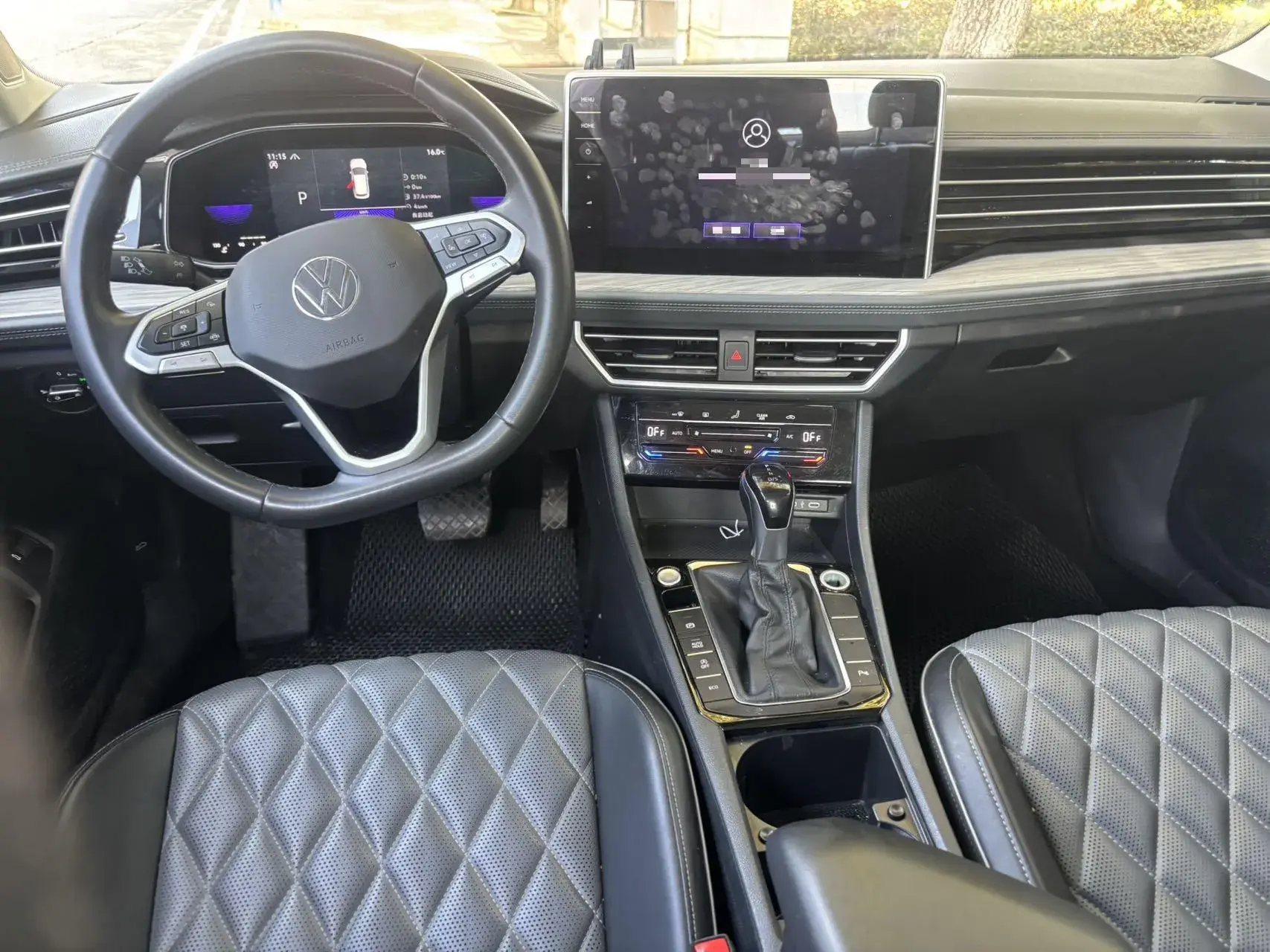 2023 VOLKSWAGEN SAGITAR thumbnail 4