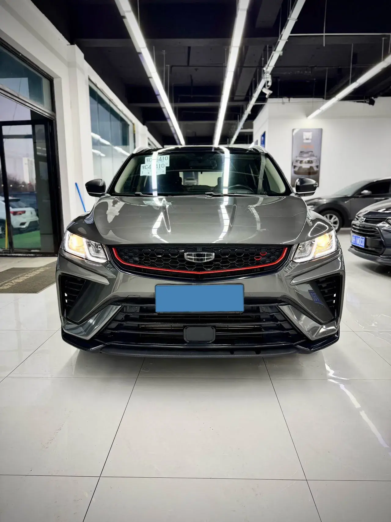 2021 GEELY COOLRAY thumbnail 2