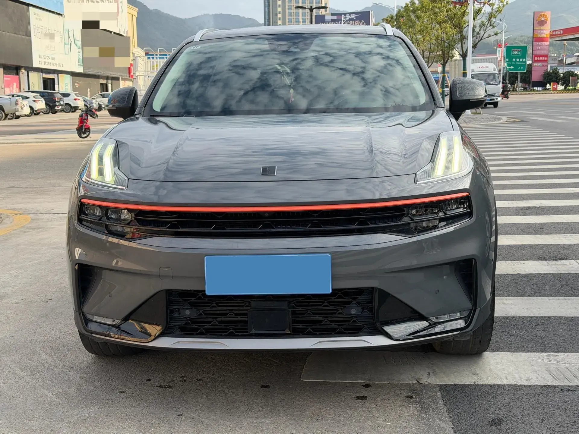 2020 LYNK&CO 06 thumbnail 2