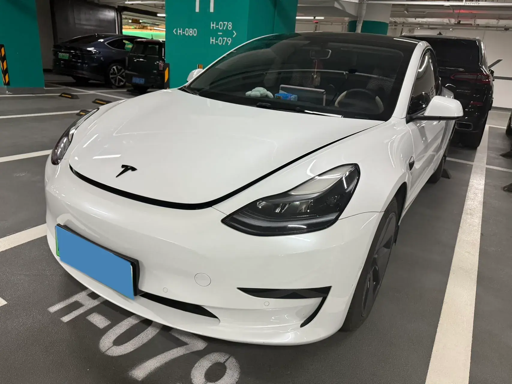 2022 TESLA MODEL view 1