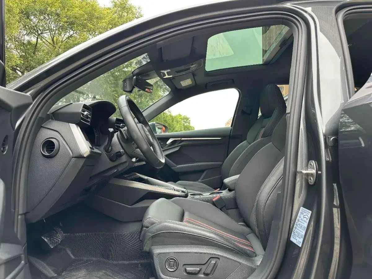 2021 AUDI A3 thumbnail 2