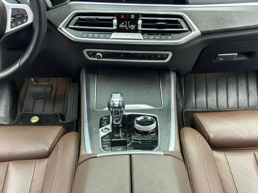 2021 BMW X5 2.0T 265HP L4 8AT,autocango,china used car exporter,china ev exporter,chinese used car exporter,chinese used ev exporter