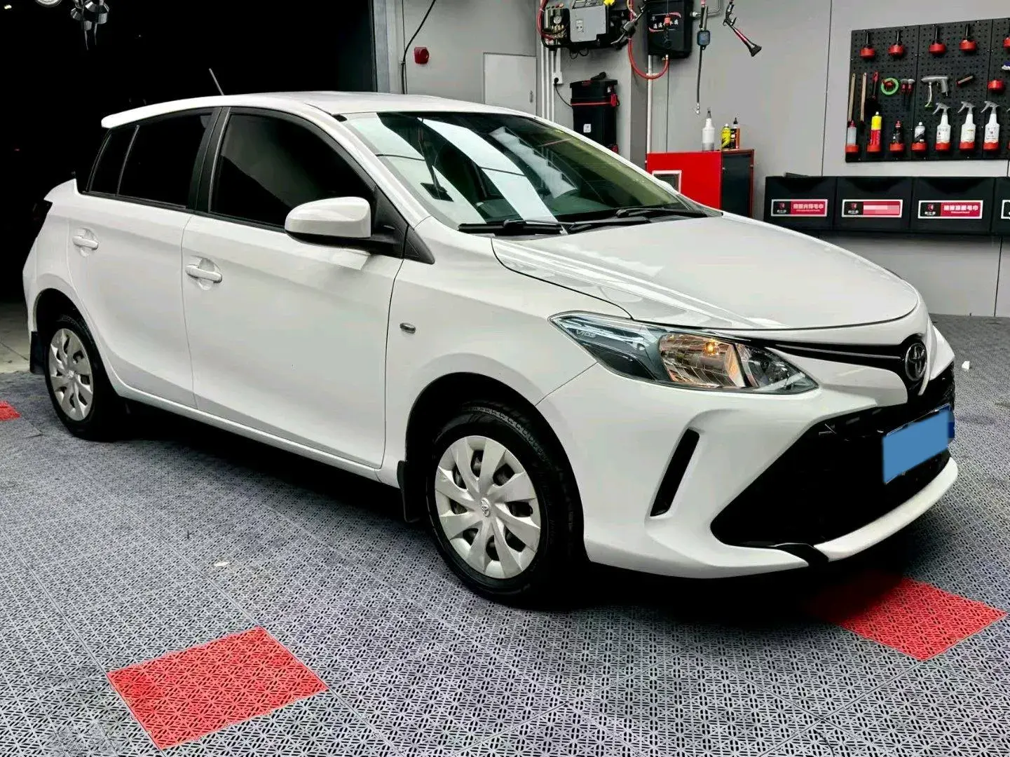 2017 TOYOTA VIOS thumbnail 3