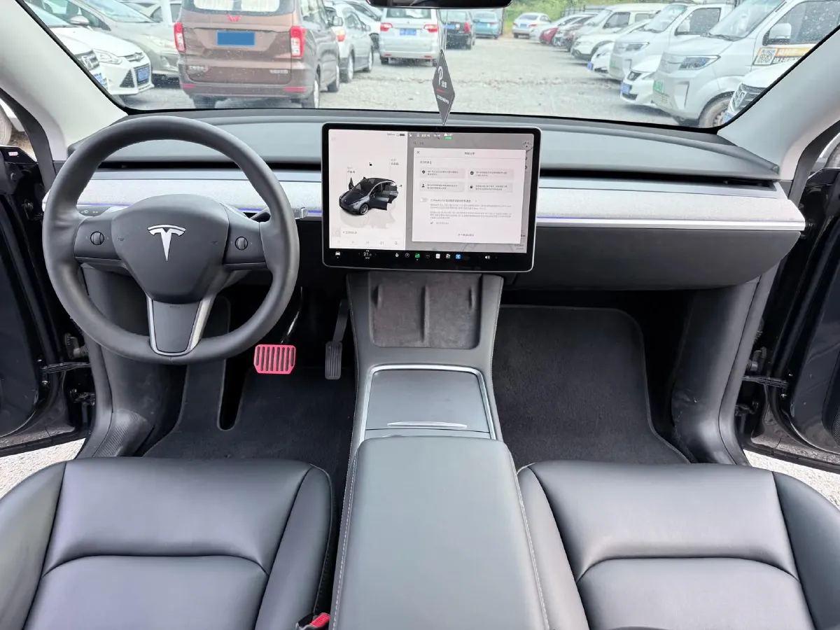 2024 Tesla Model Y BEV 60KWH,autocango,china used car exporter,china ev exporter,chinese used car exporter,chinese used ev exporter