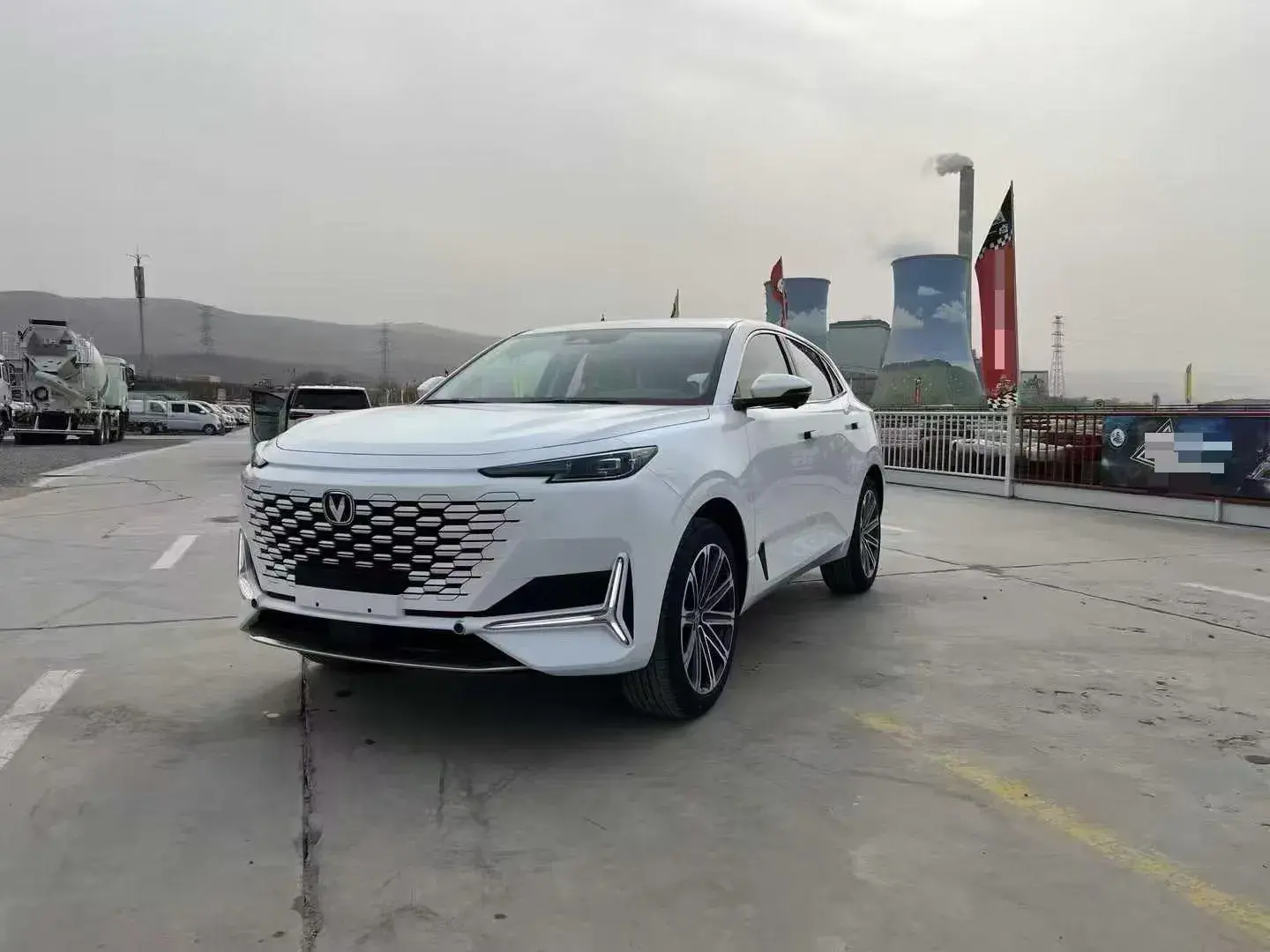 2024 CHANGAN UNI-K view 1