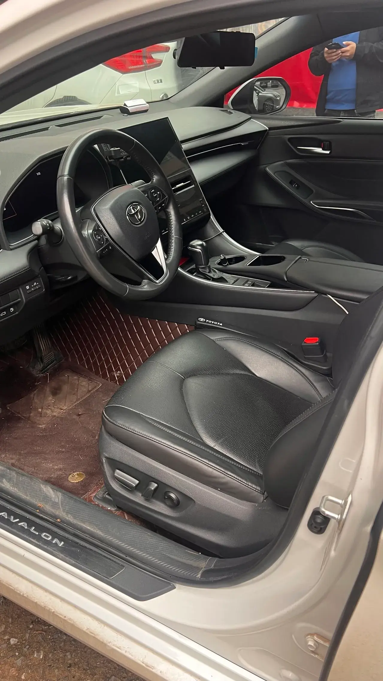 2022 TOYOTA AVALON thumbnail 4