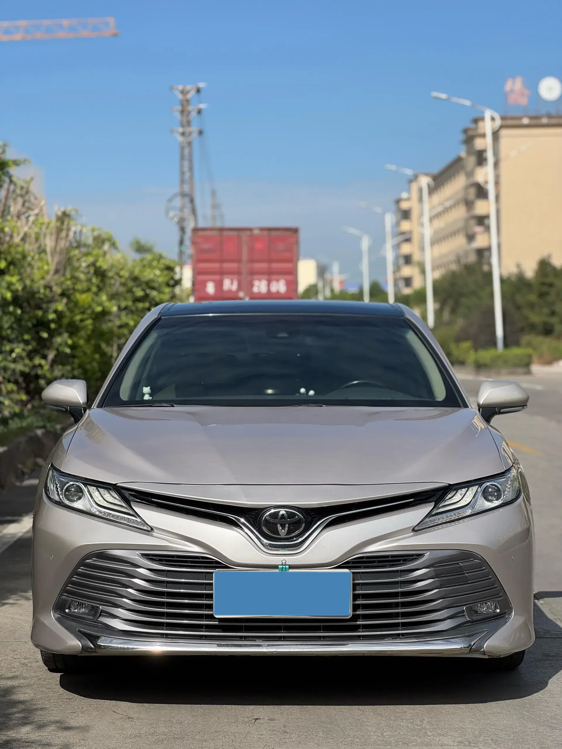 2018 TOYOTA CAMRY thumbnail 2