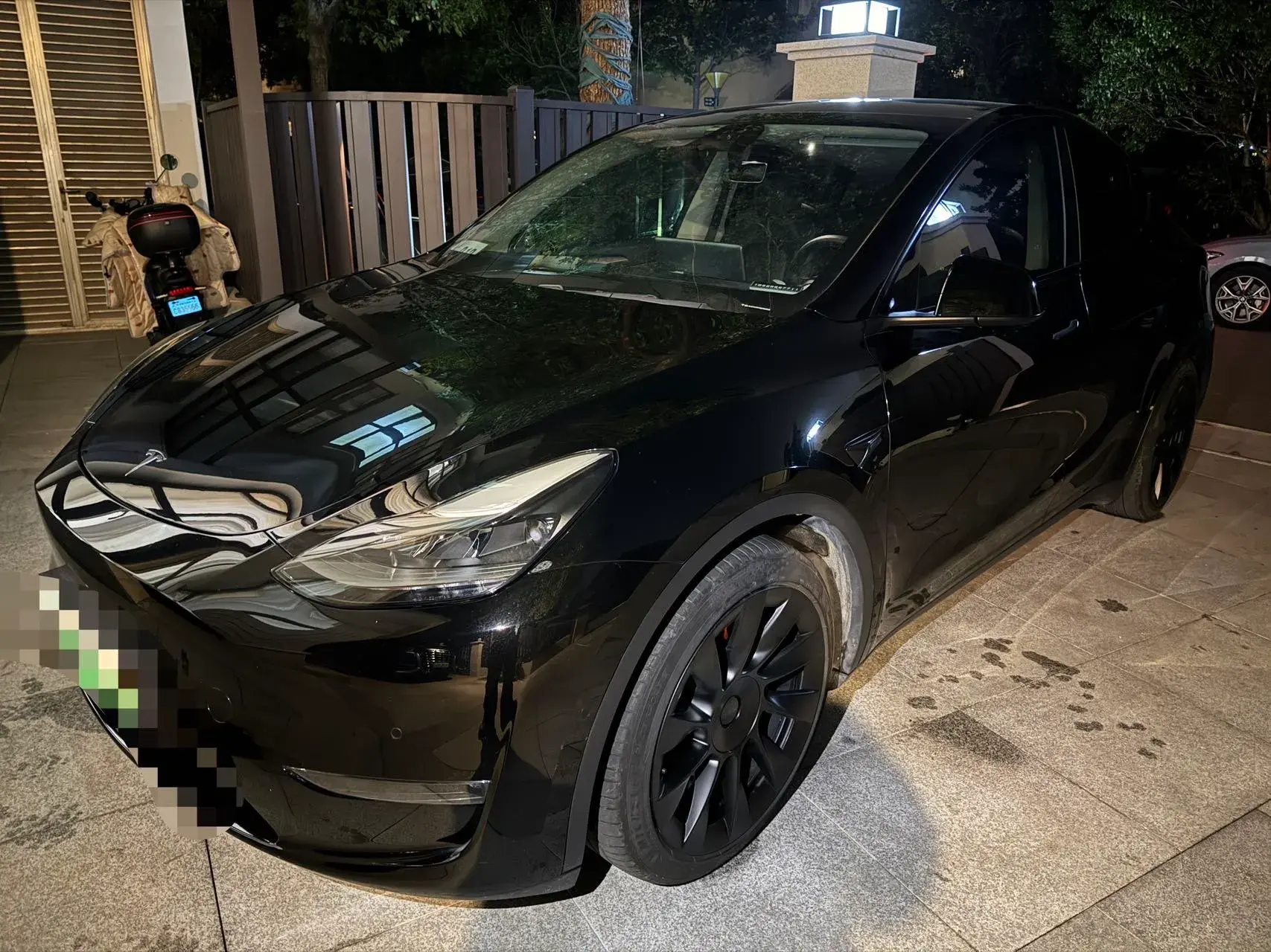 2021 TESLA MODEL view 1