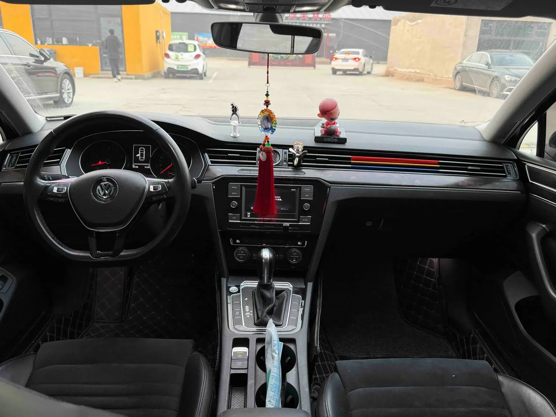 2018 VOLKSWAGEN MAGOTAN thumbnail 4