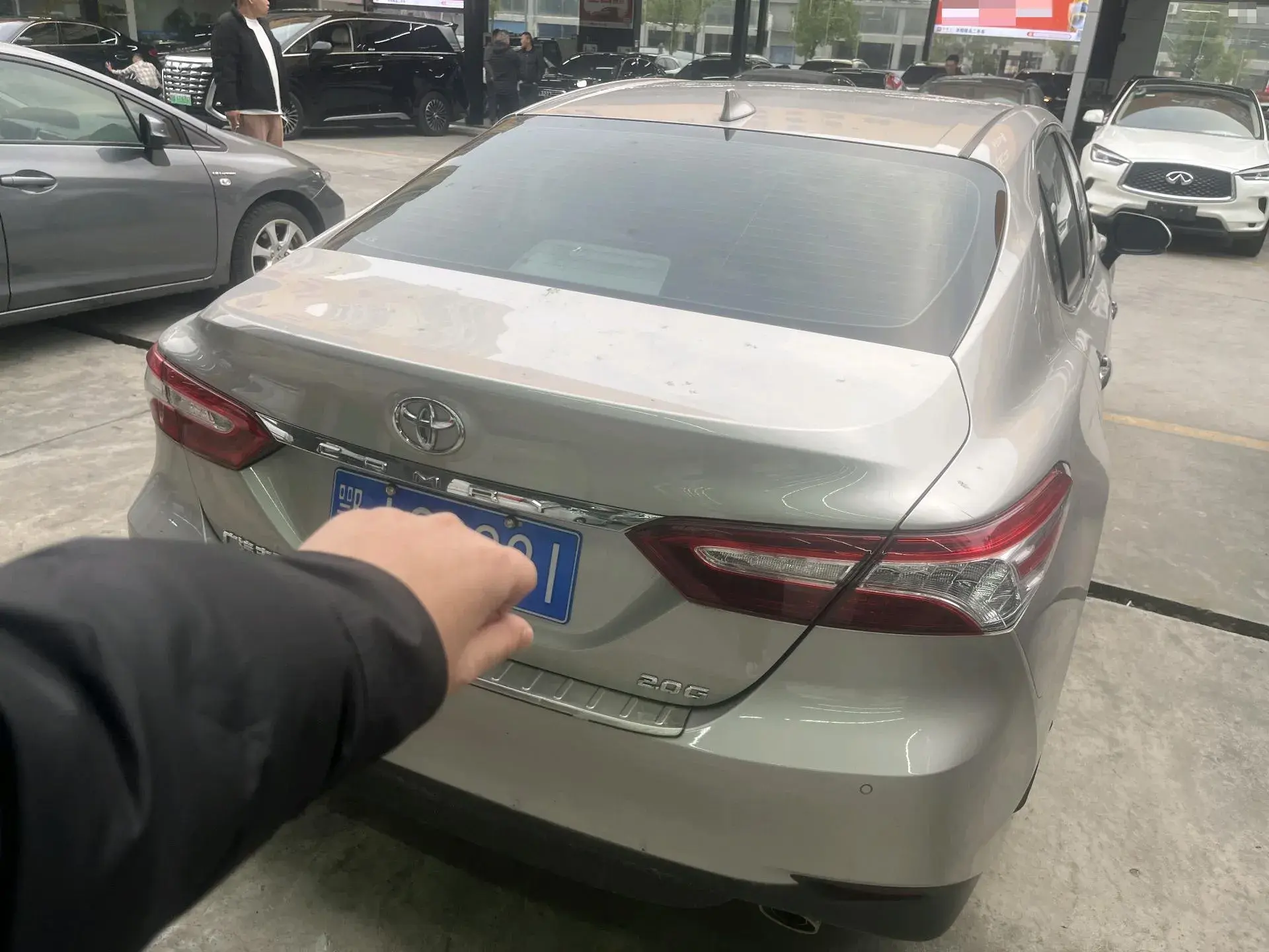 2021 TOYOTA CAMRY thumbnail 4