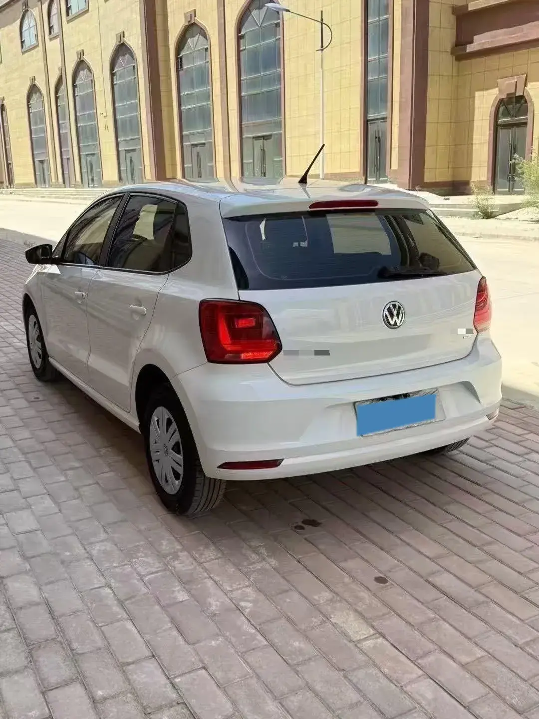 2018 VOLKSWAGEN POLO thumbnail 4