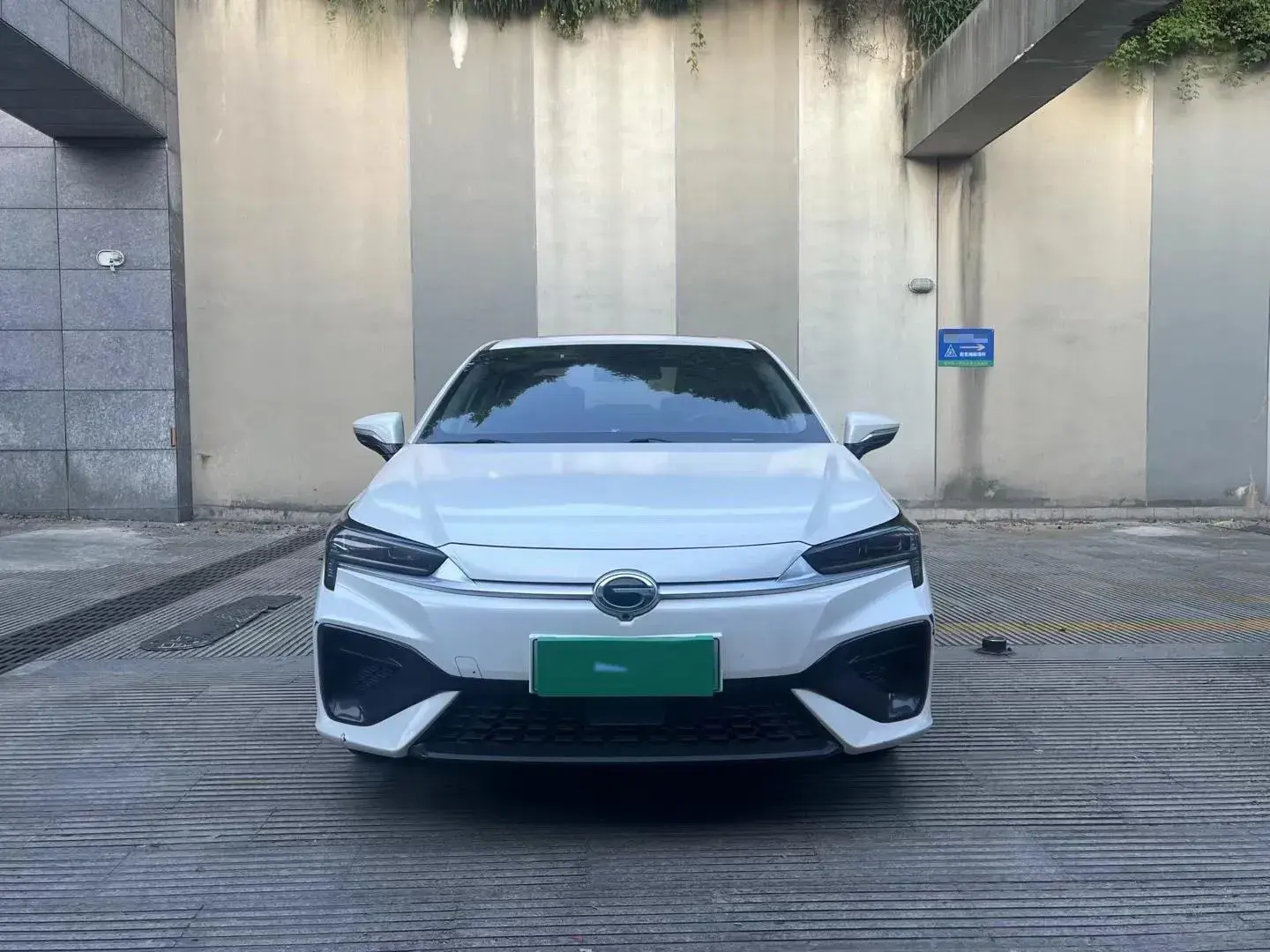 2022 AION S thumbnail 2