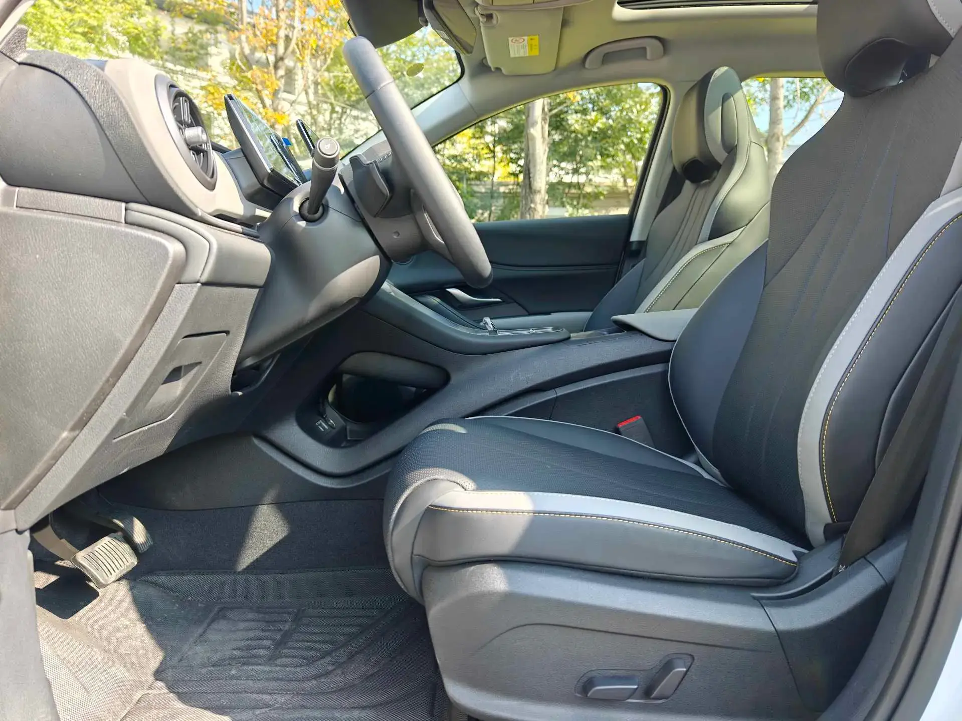 2025 BYD SEA thumbnail 2