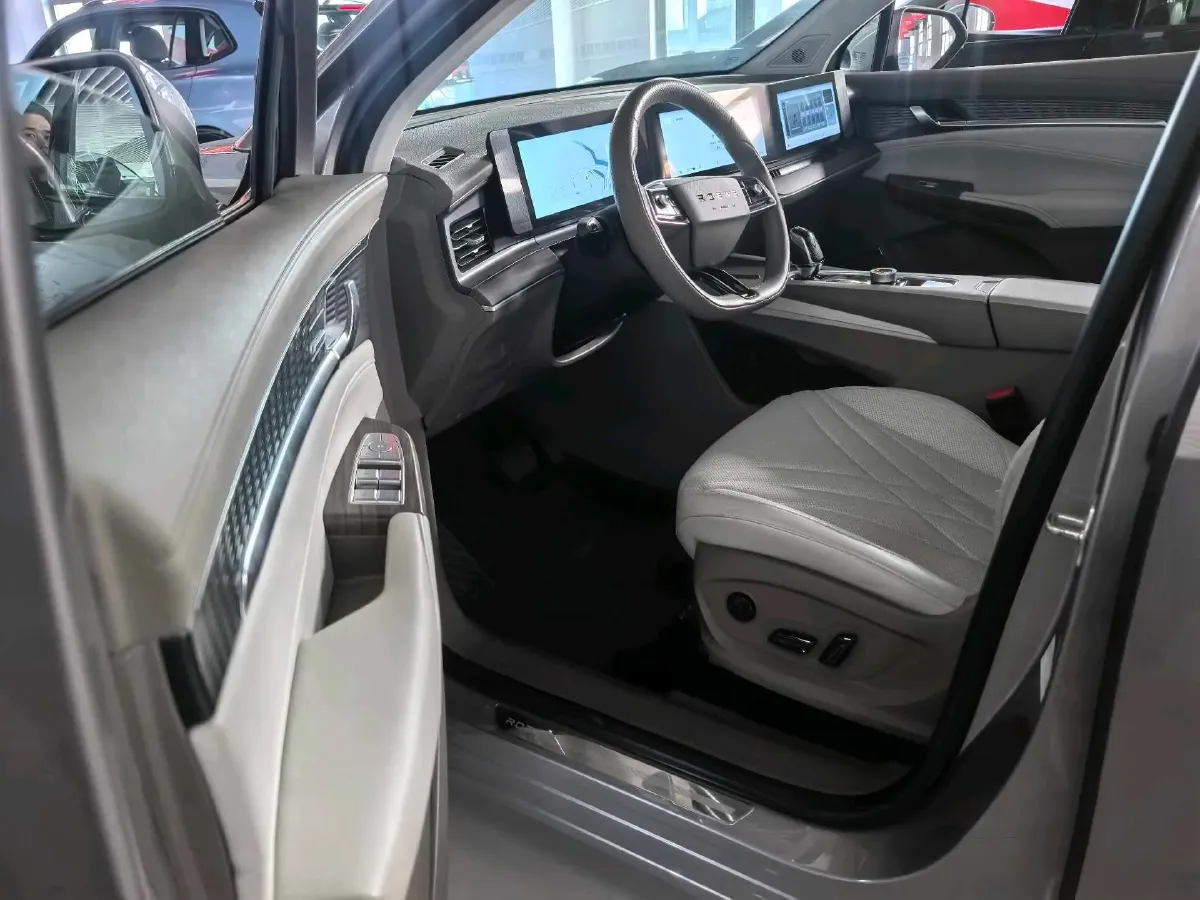 2023 Roewe RX9 2.0T 242HP L4 9AT,autocango,china used car exporter,china ev exporter,chinese used car exporter,chinese used ev exporter