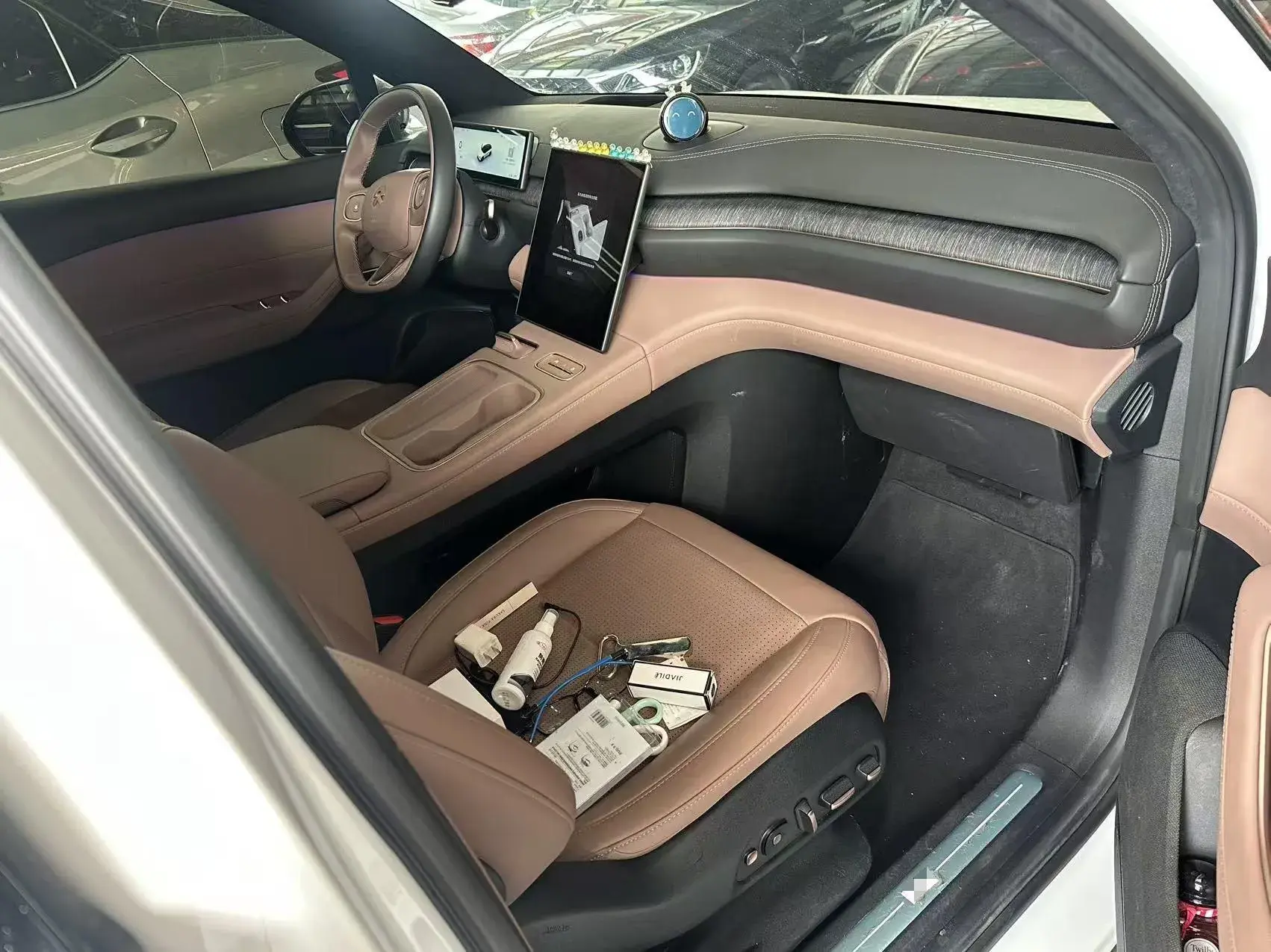 2024 NIO ES6 thumbnail 4