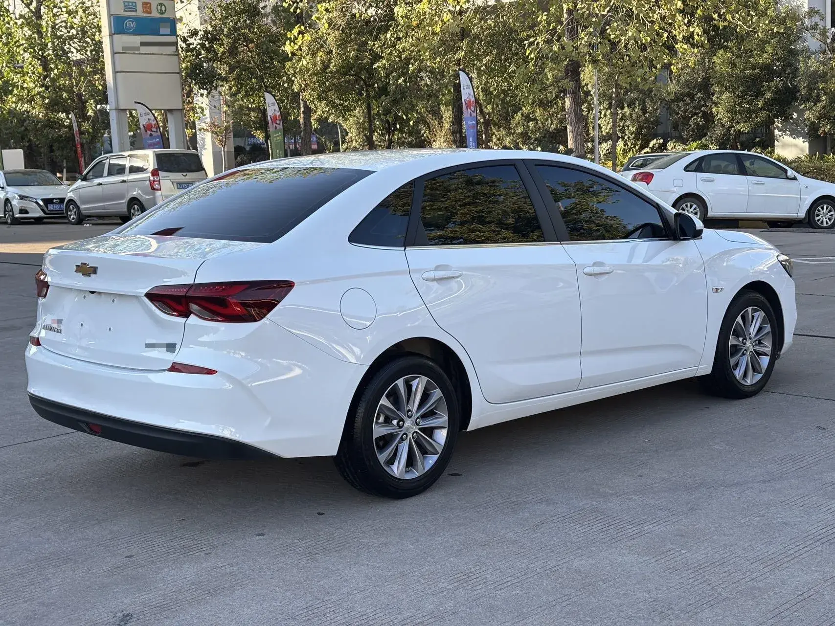 2022 CHEVROLET MONZA thumbnail 4