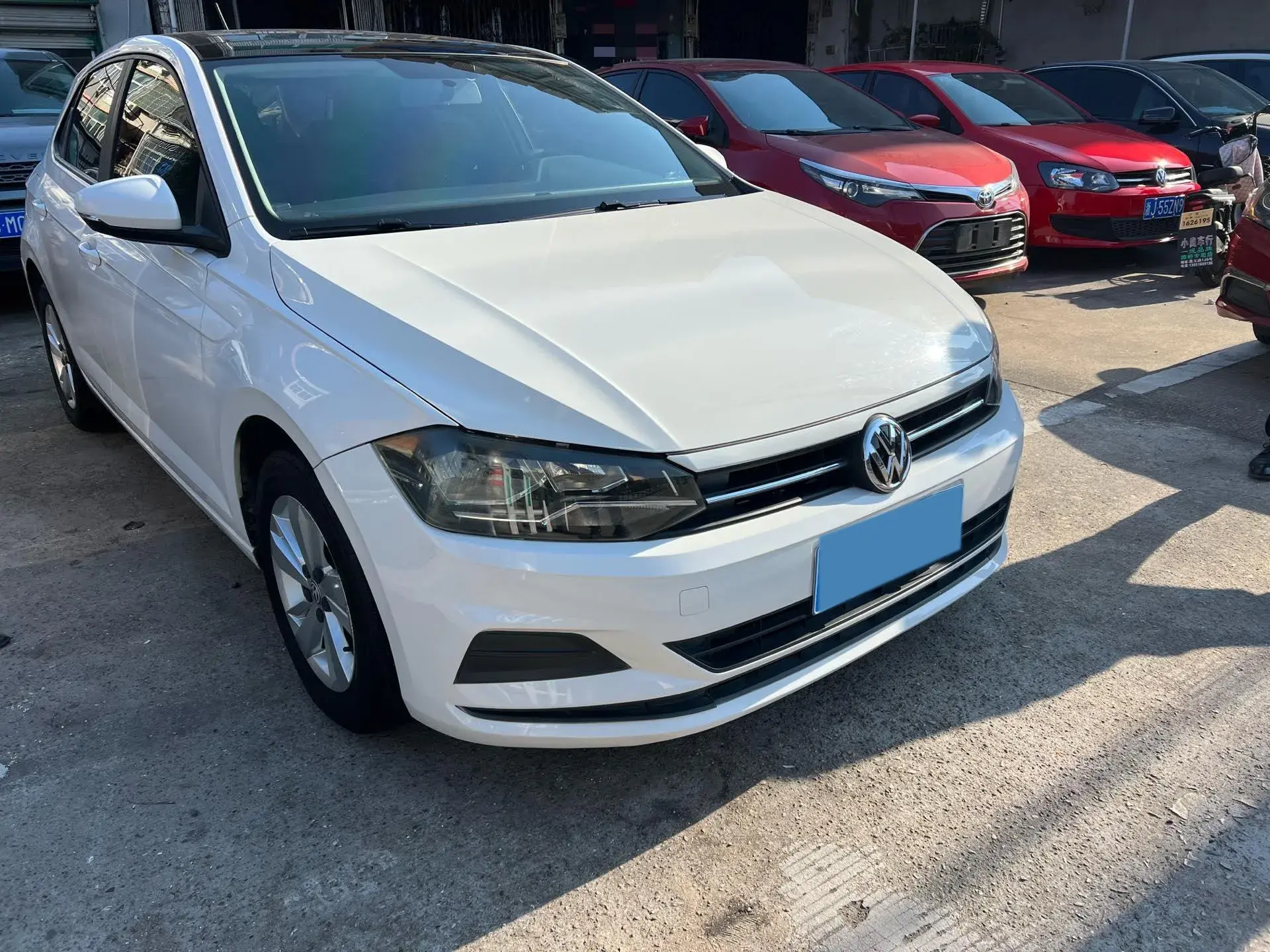 2019 VOLKSWAGEN POLO thumbnail 3