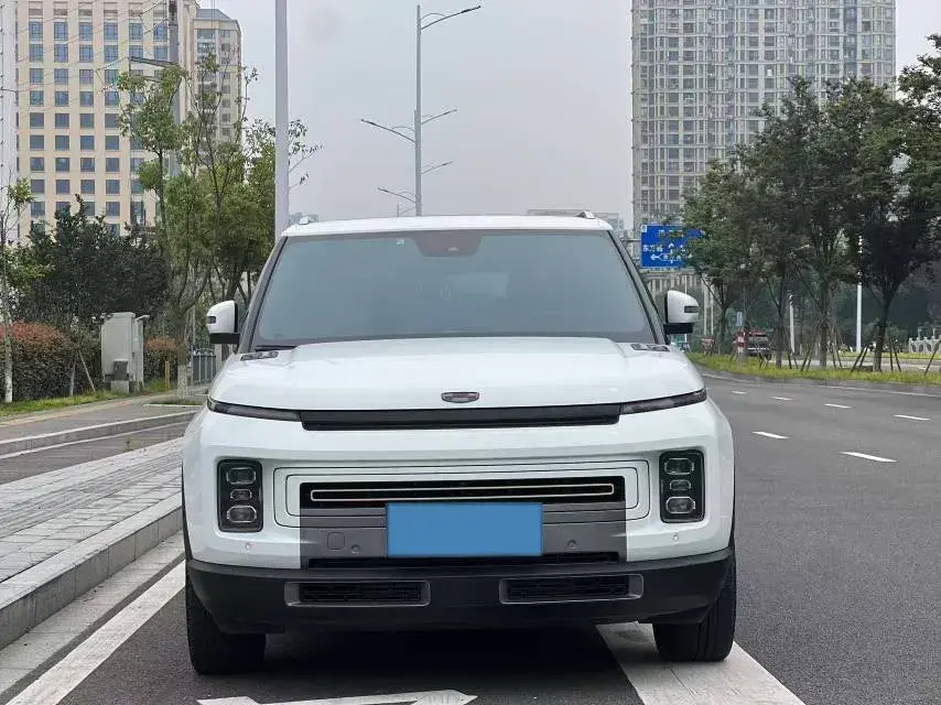 2020 GEELY ICON thumbnail 2