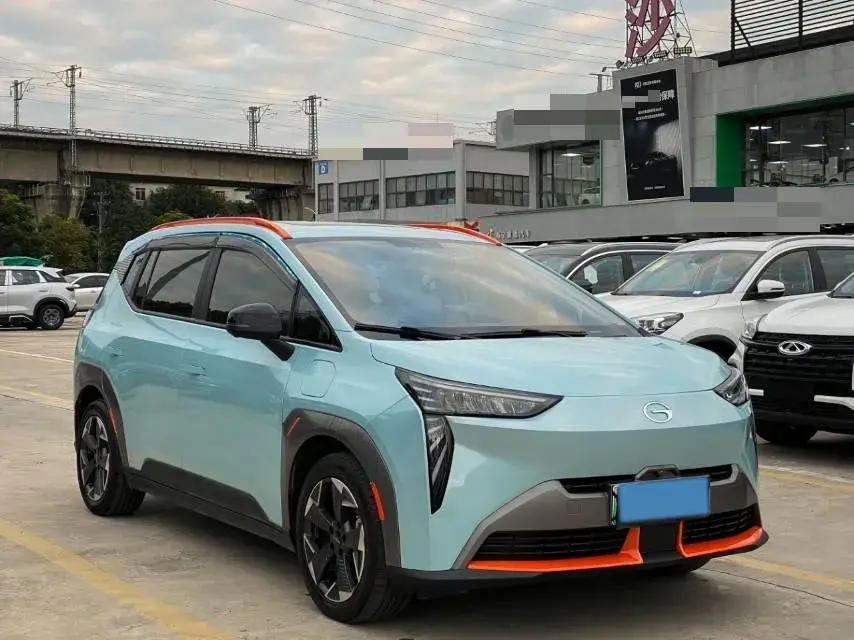 2021 AION Y thumbnail 3