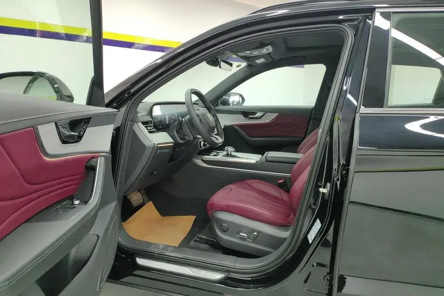 2025 HONGQI HS5 thumbnail 4