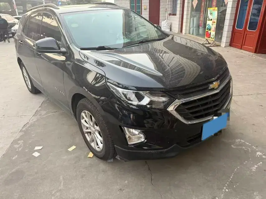 2019 CHEVROLET EQUINOX thumbnail 2