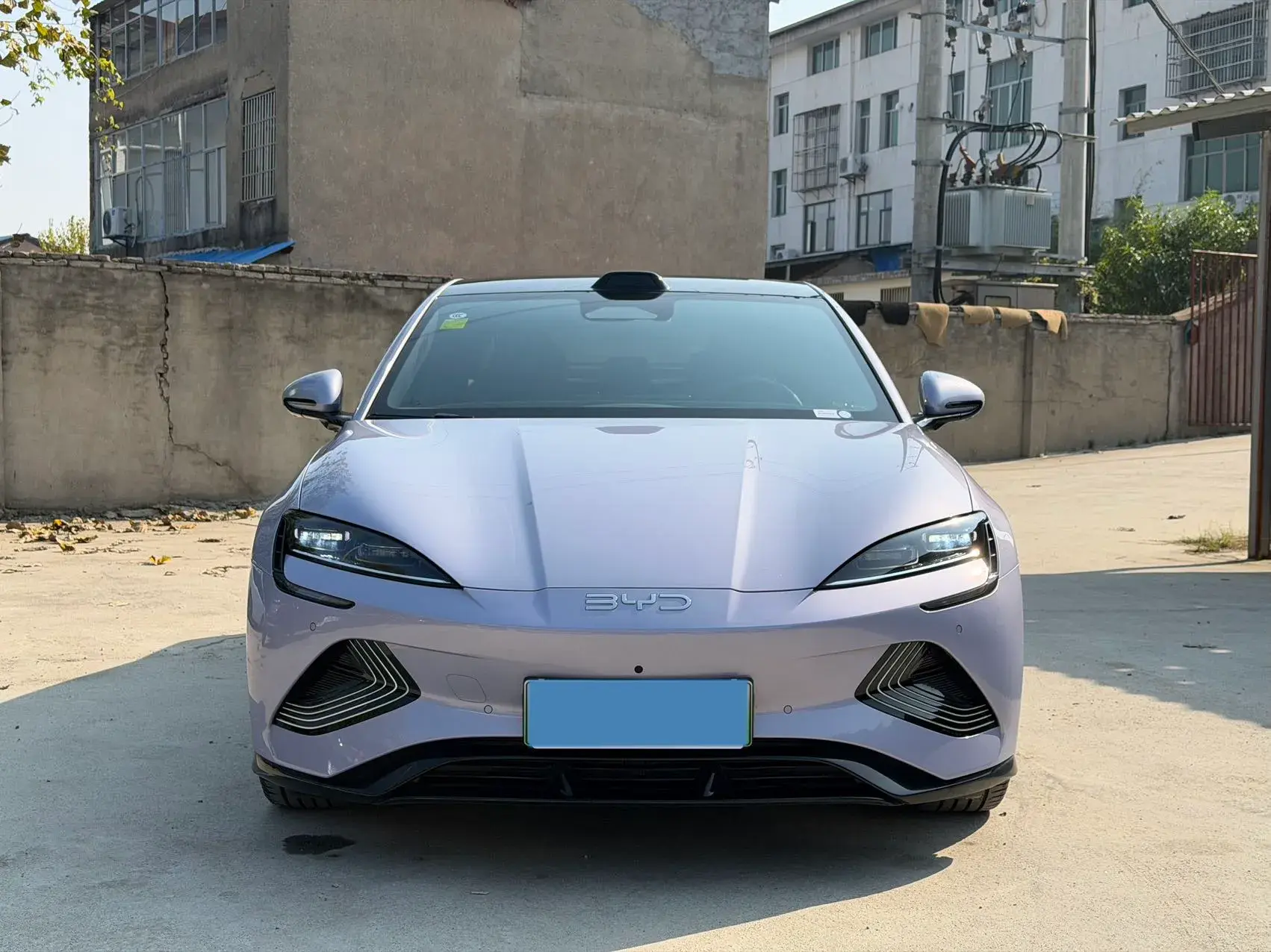 2025 BYD SEAL thumbnail 2