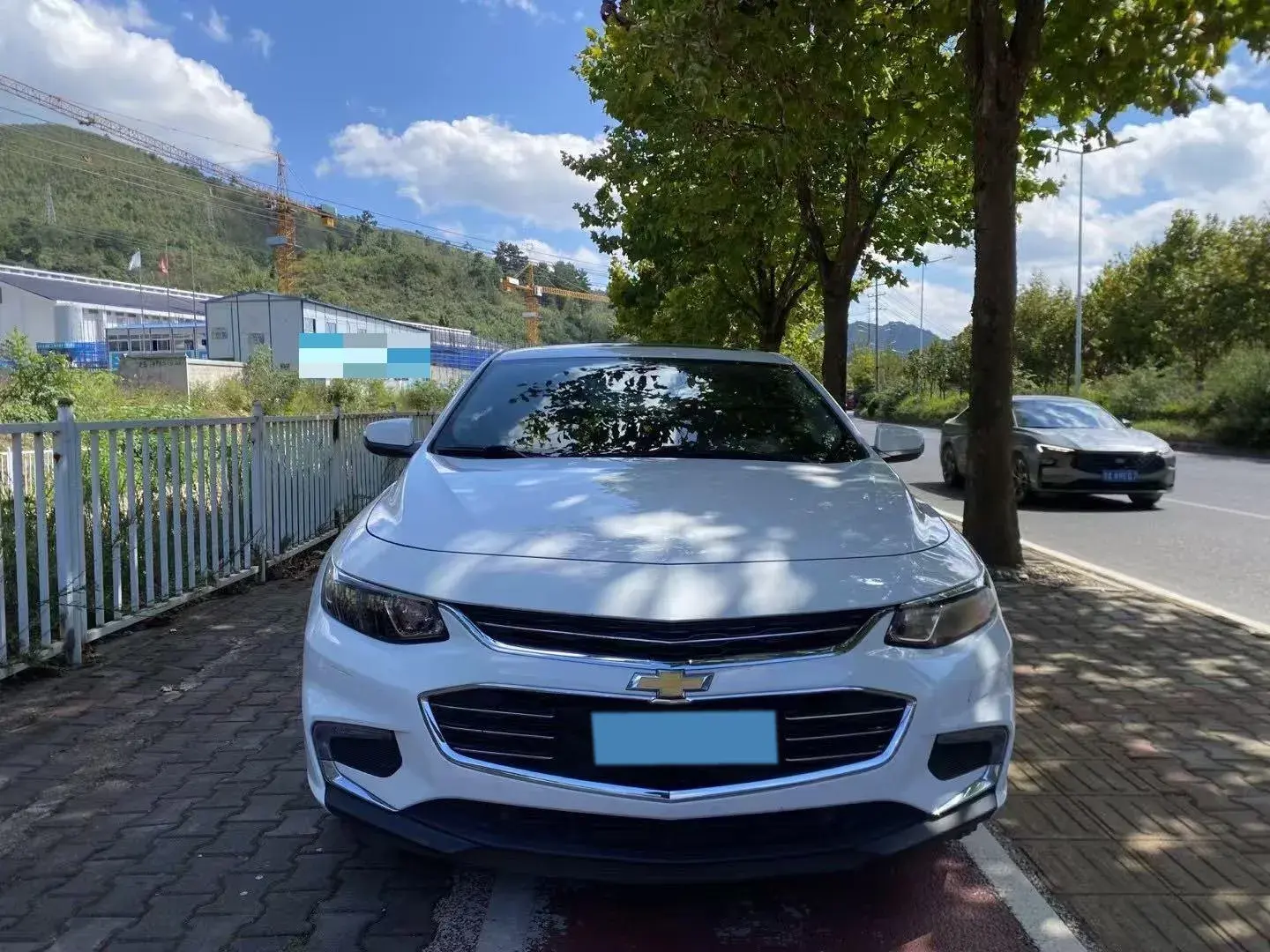 2018 CHEVROLET MALIBU thumbnail 2