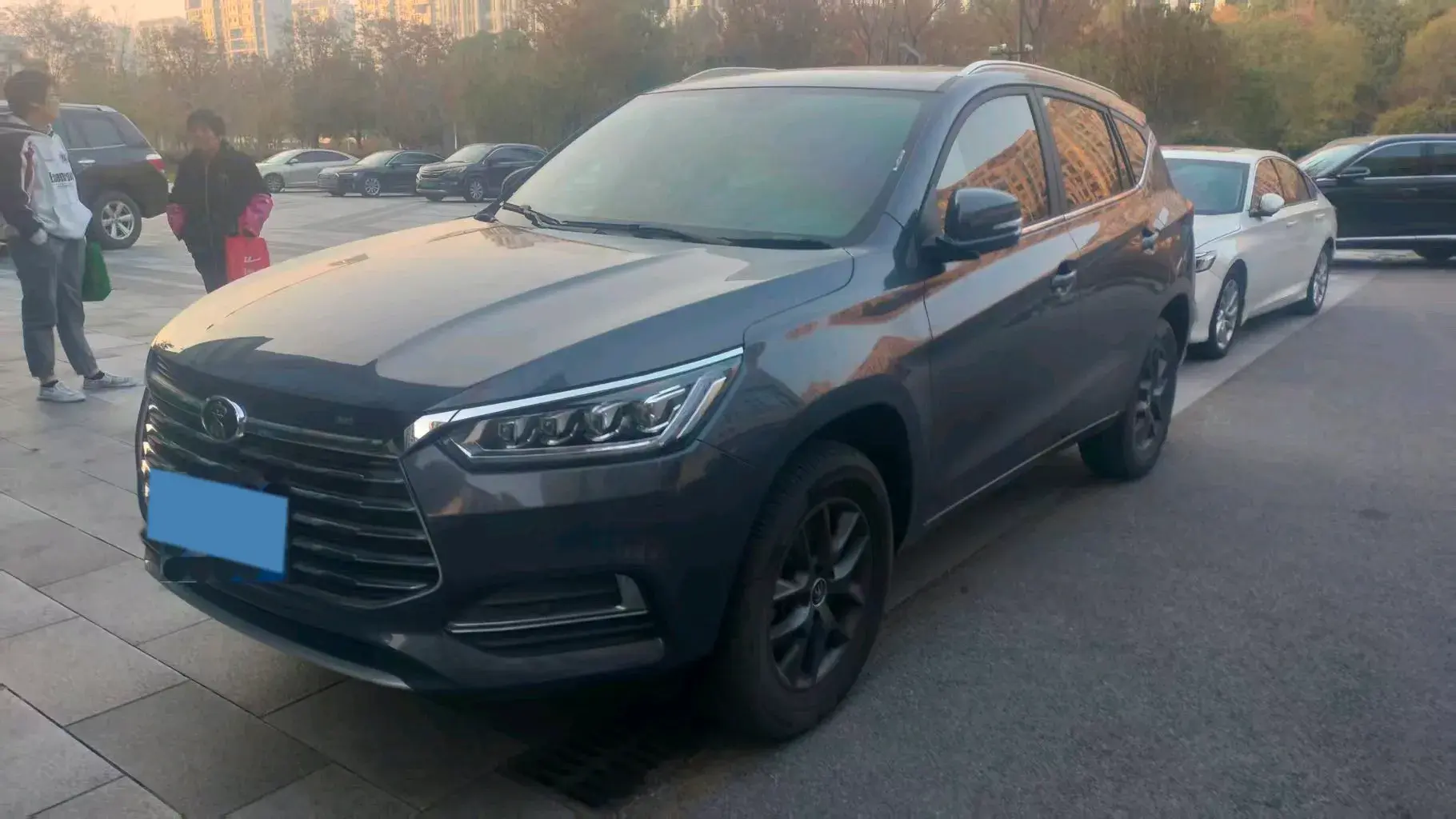 2021 BYD SONG view 1