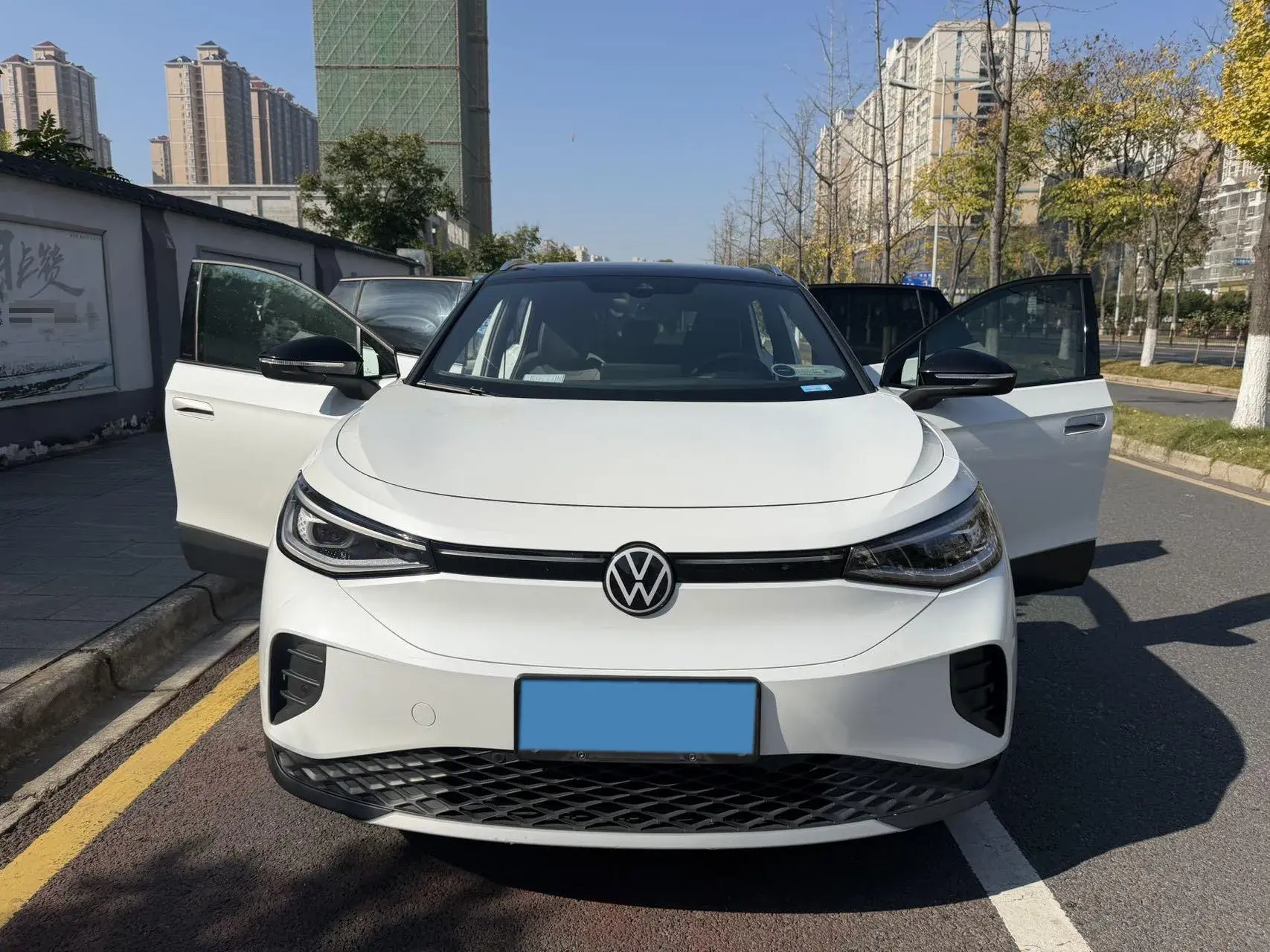 2021 VOLKSWAGEN ID.4 thumbnail 2