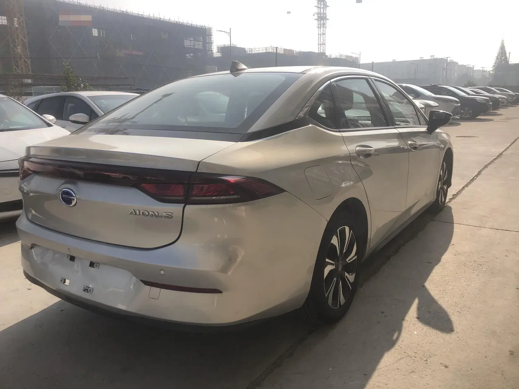 2020 AION S thumbnail 3