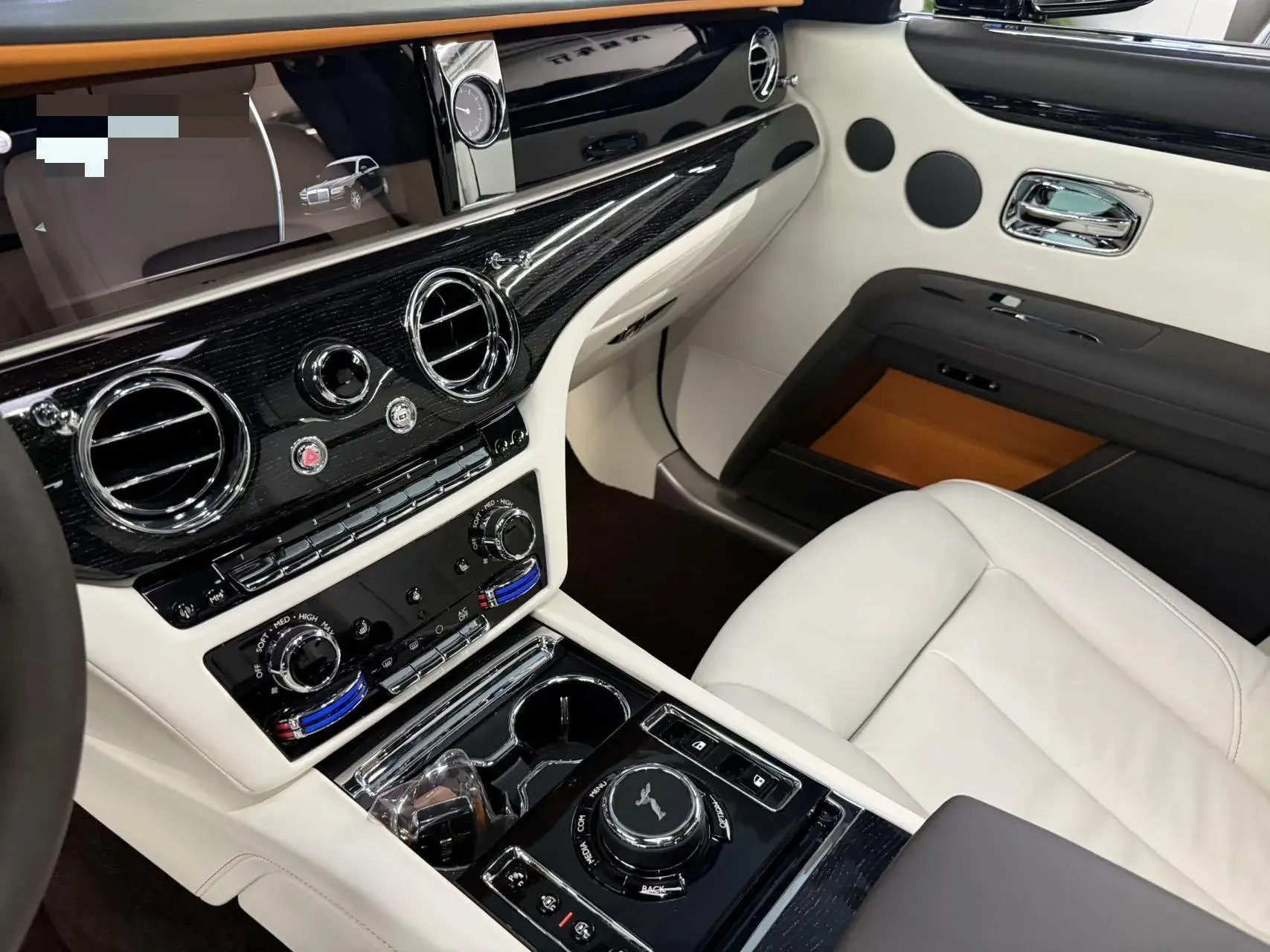 2021 ROLLS-ROYCE GHOST thumbnail 4