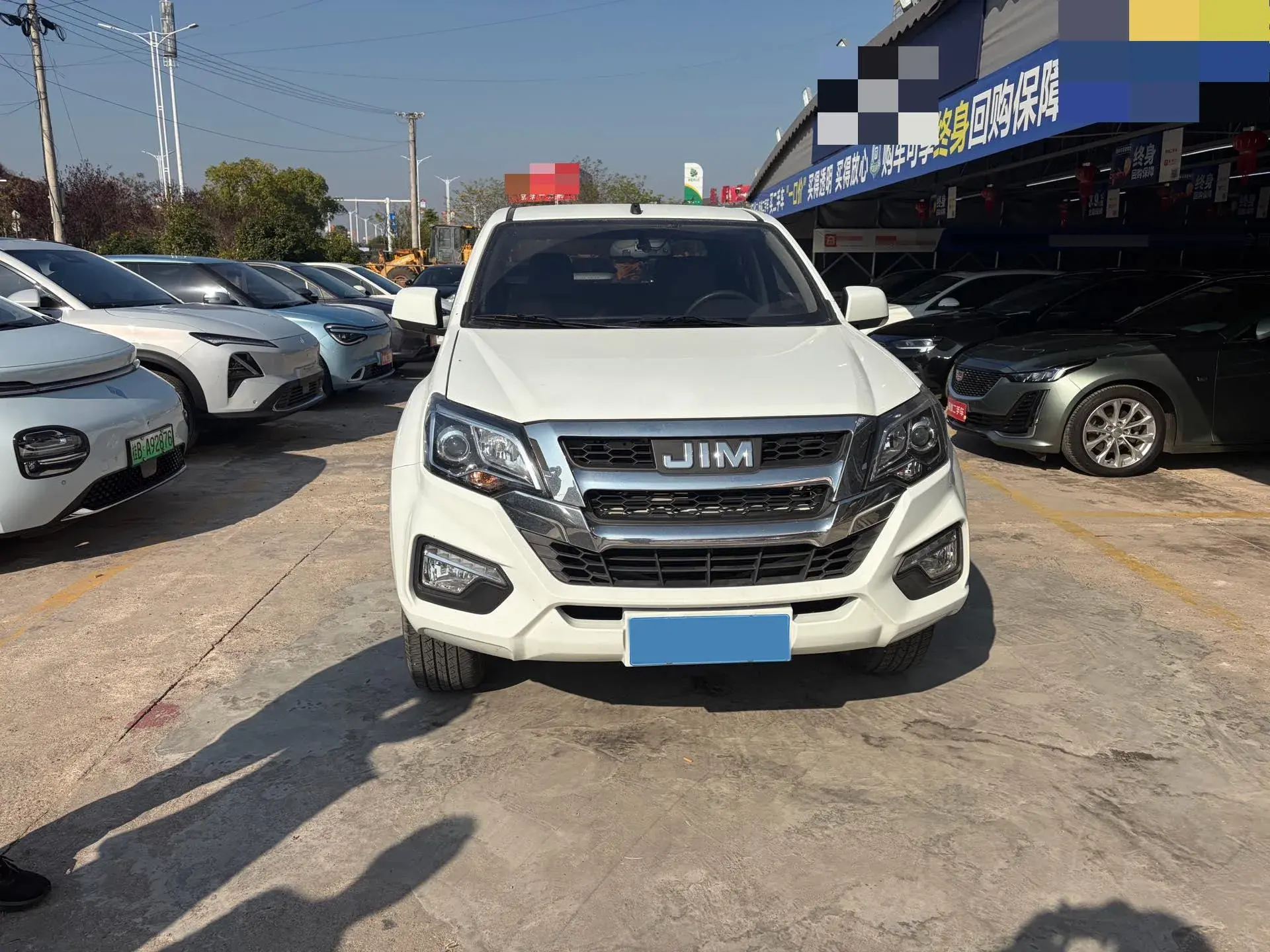 2022 ISUZU RE-MAX thumbnail 2