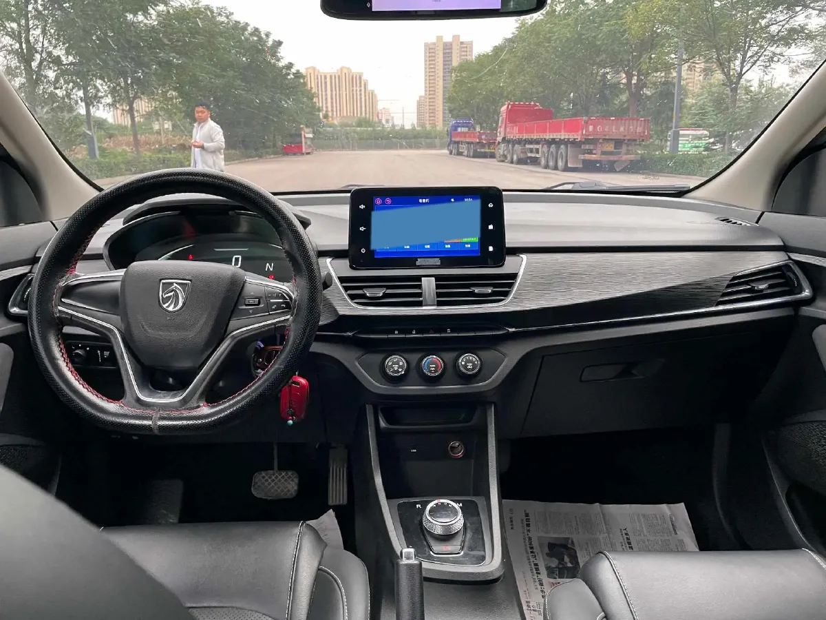 2014 BaoJun 610 1.5L 112HP L4 6AT,autocango,china used car exporter,china ev exporter,chinese used car exporter,chinese used ev exporter
