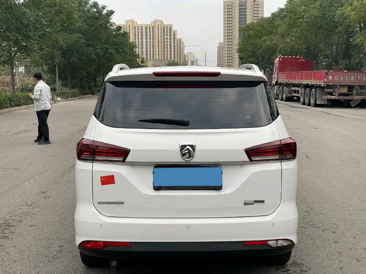 2014 BaoJun 610 1.5L 112HP L4 6AT,autocango,china used car exporter,china ev exporter,chinese used car exporter,chinese used ev exporter