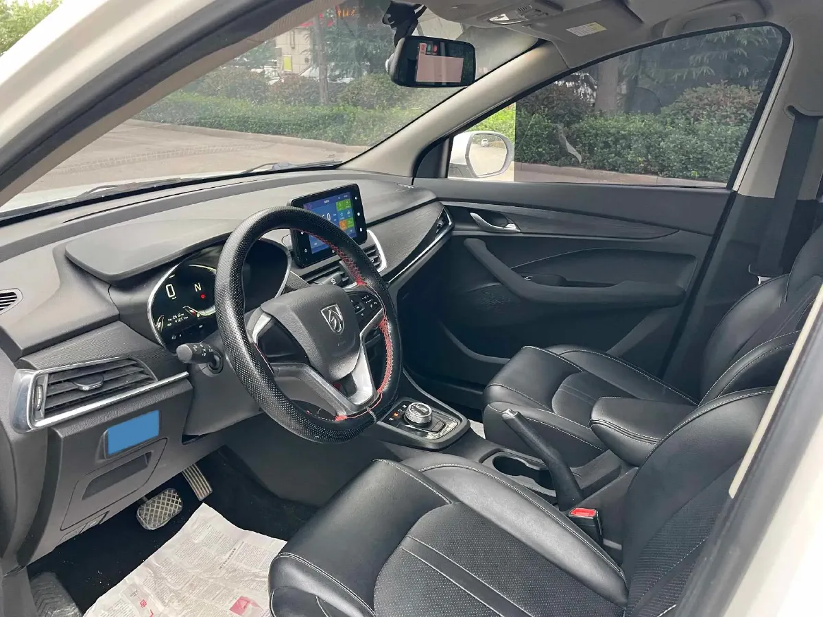 2014 BaoJun 610 1.5L 112HP L4 6AT,autocango,china used car exporter,china ev exporter,chinese used car exporter,chinese used ev exporter