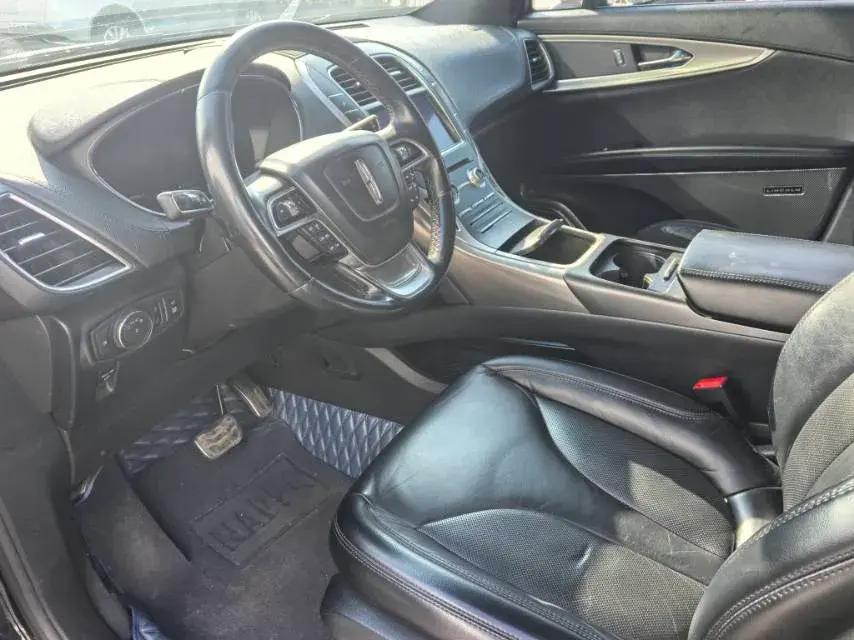 2019 LINCOLN NAUTILUS thumbnail 4