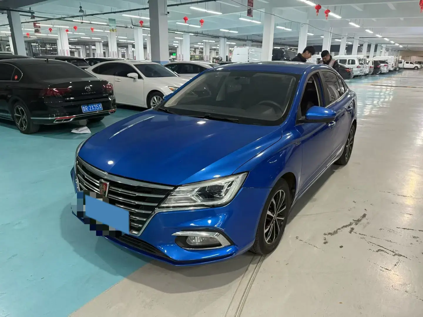 2019 ROEWE I5 view 1