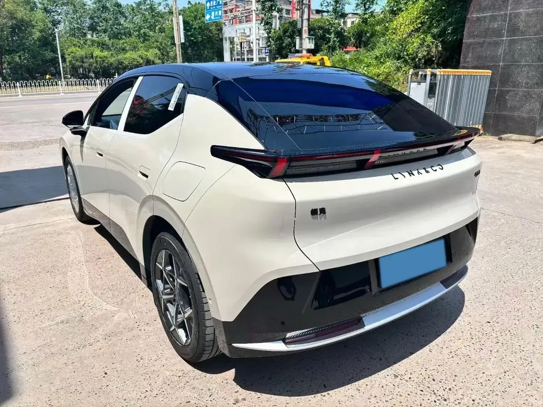 2025 LYNK&CO Z20 BEV 61.47KWH,autocango,china used car exporter,china ev exporter,chinese used car exporter,chinese used ev exporter