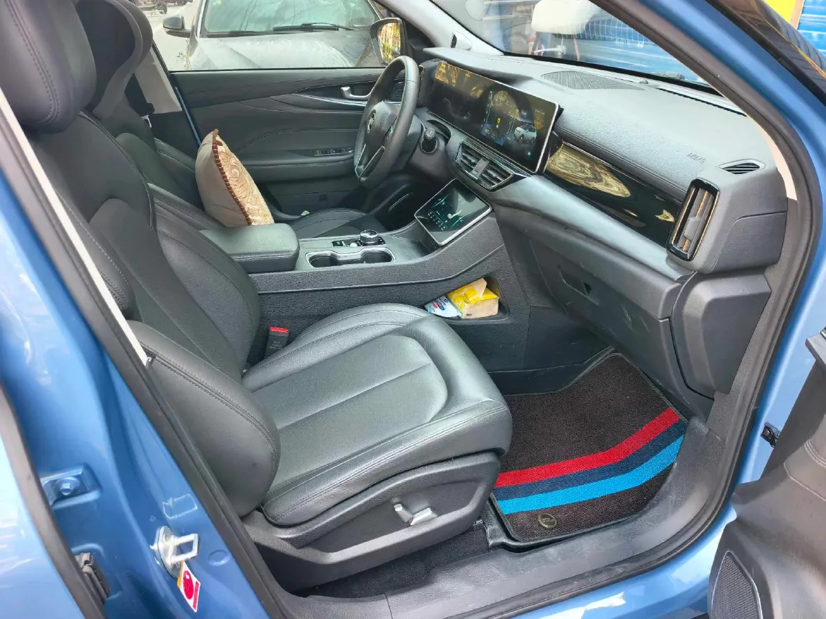 2021 Weltmeister W6 BEV 66.231KWH,autocango,china used car exporter,china ev exporter,chinese used car exporter,chinese used ev exporter