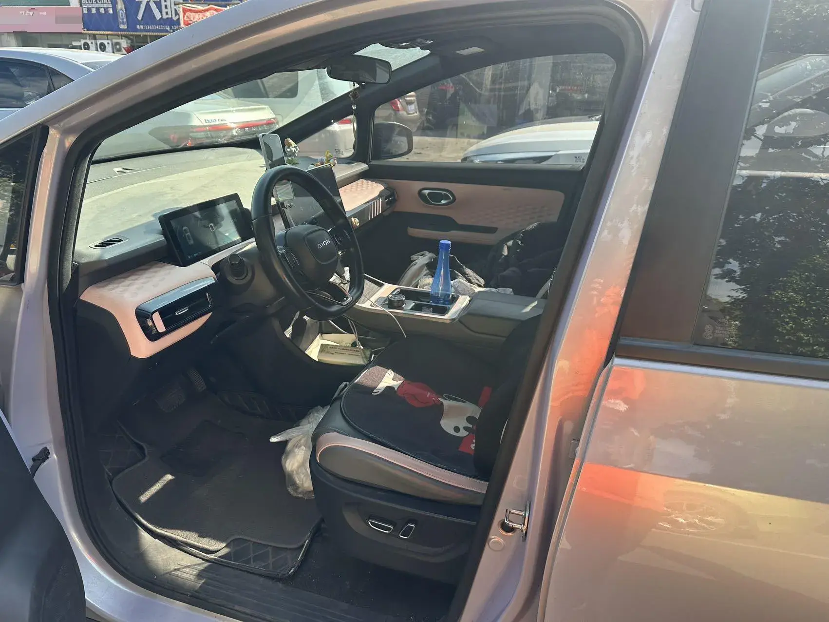 2022 AION Y thumbnail 2