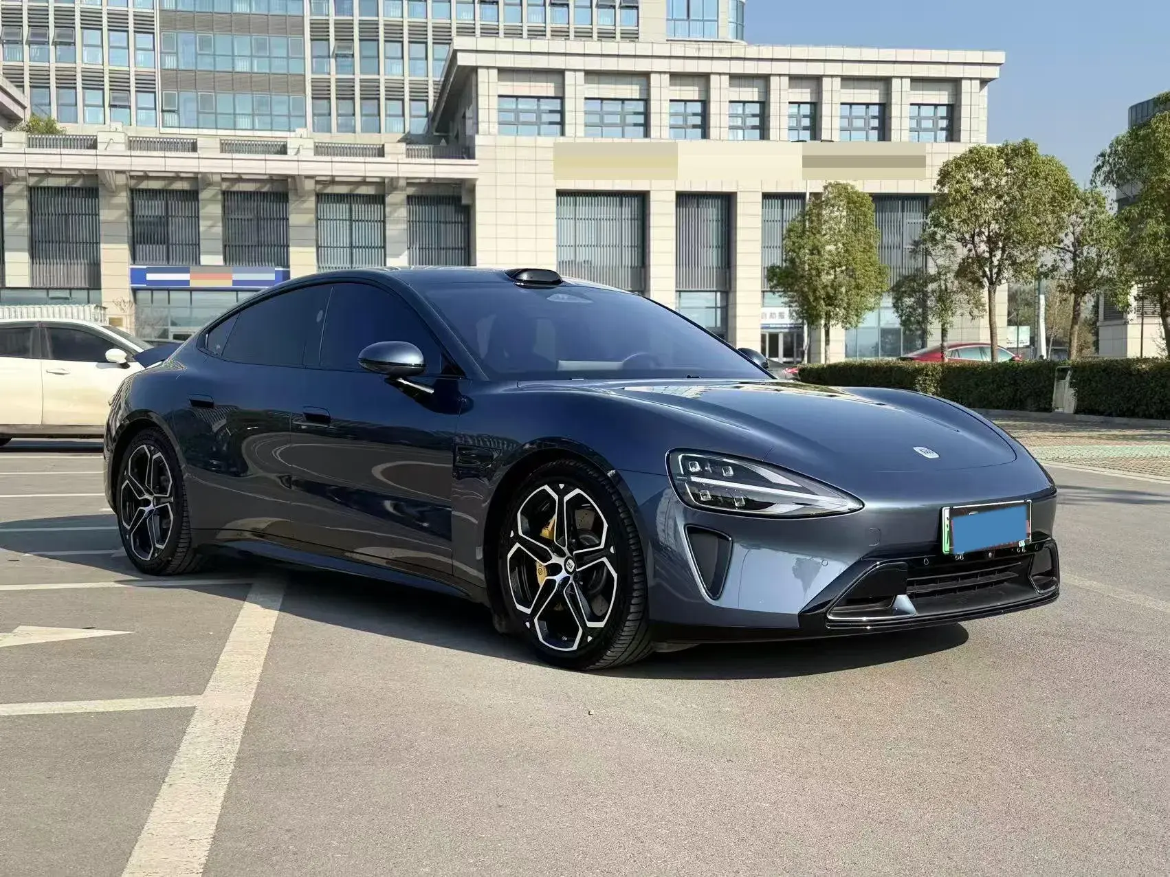 2024 MI SU7 thumbnail 3