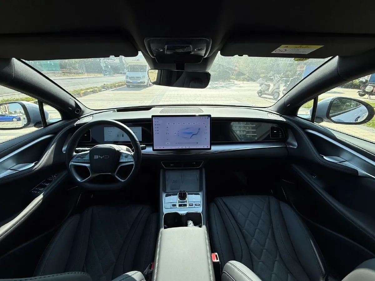 2025 BYD Sea Lion 07 BEV 80.64KWH,autocango,china used car exporter,china ev exporter,chinese used car exporter,chinese used ev exporter