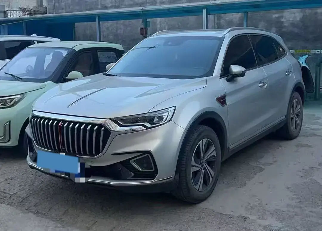 2022 HONGQI HS5 view 1