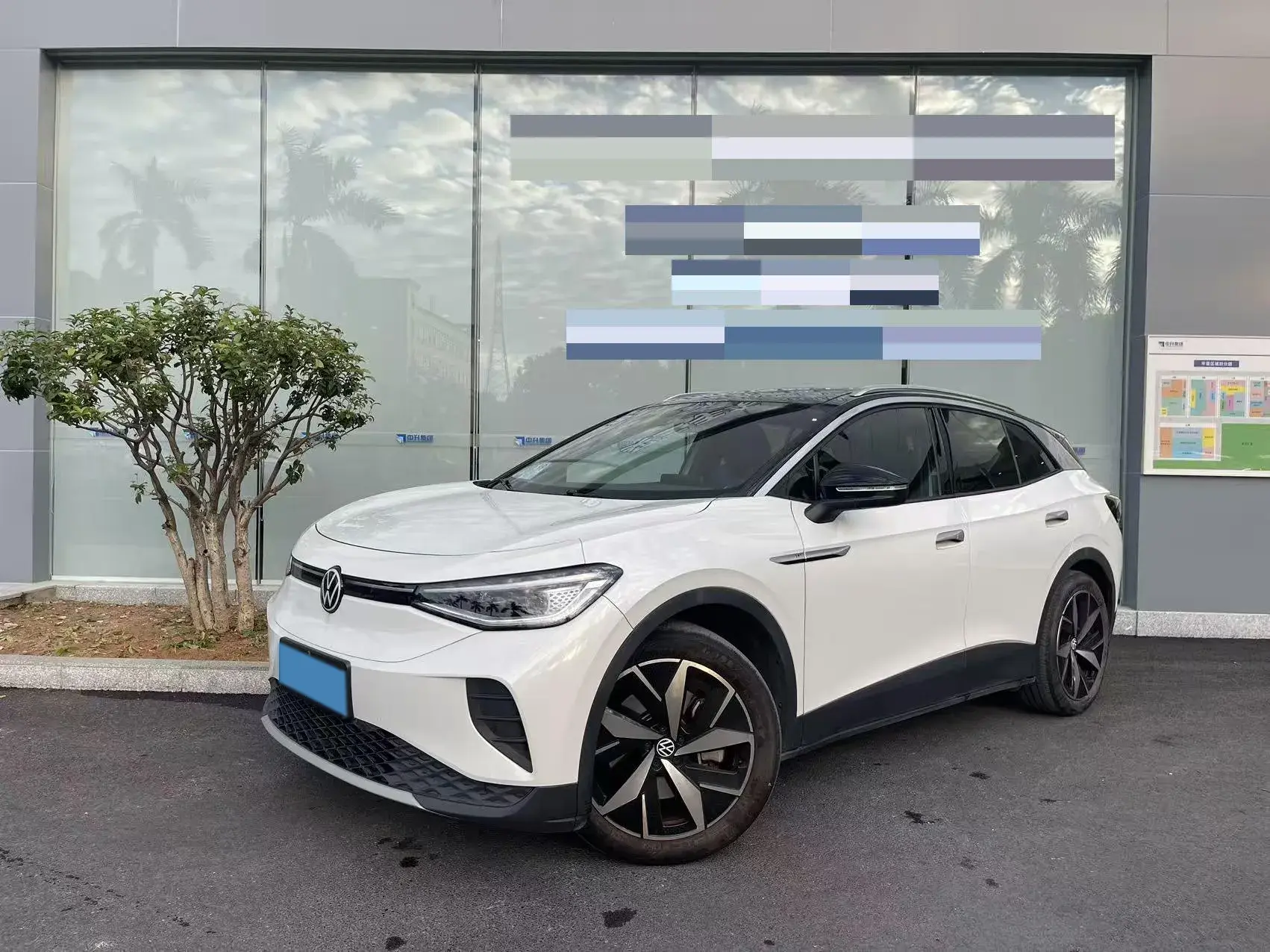 2021 VOLKSWAGEN ID.4 view 1