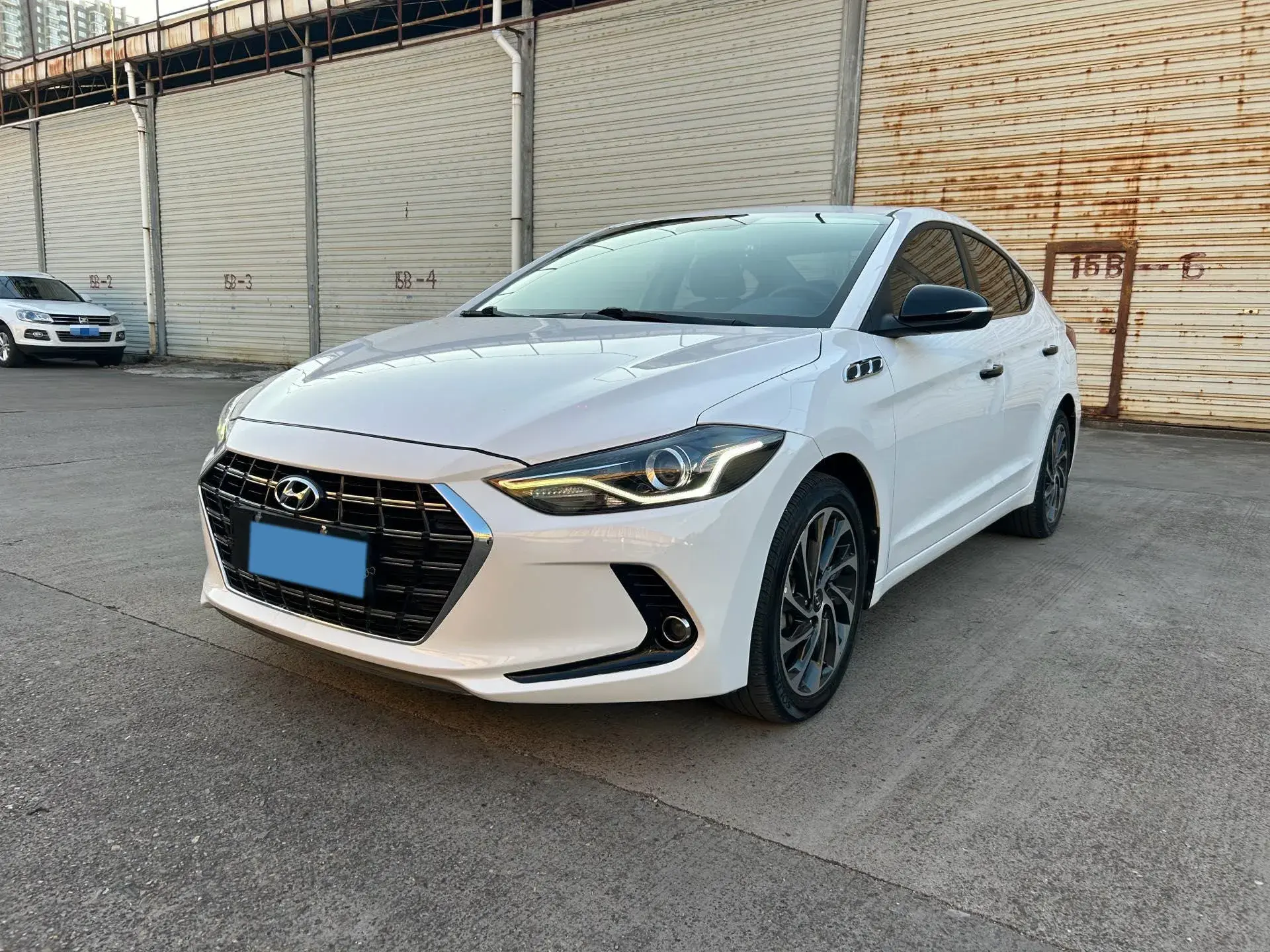 2020 HYUNDAI ELANTRA view 1