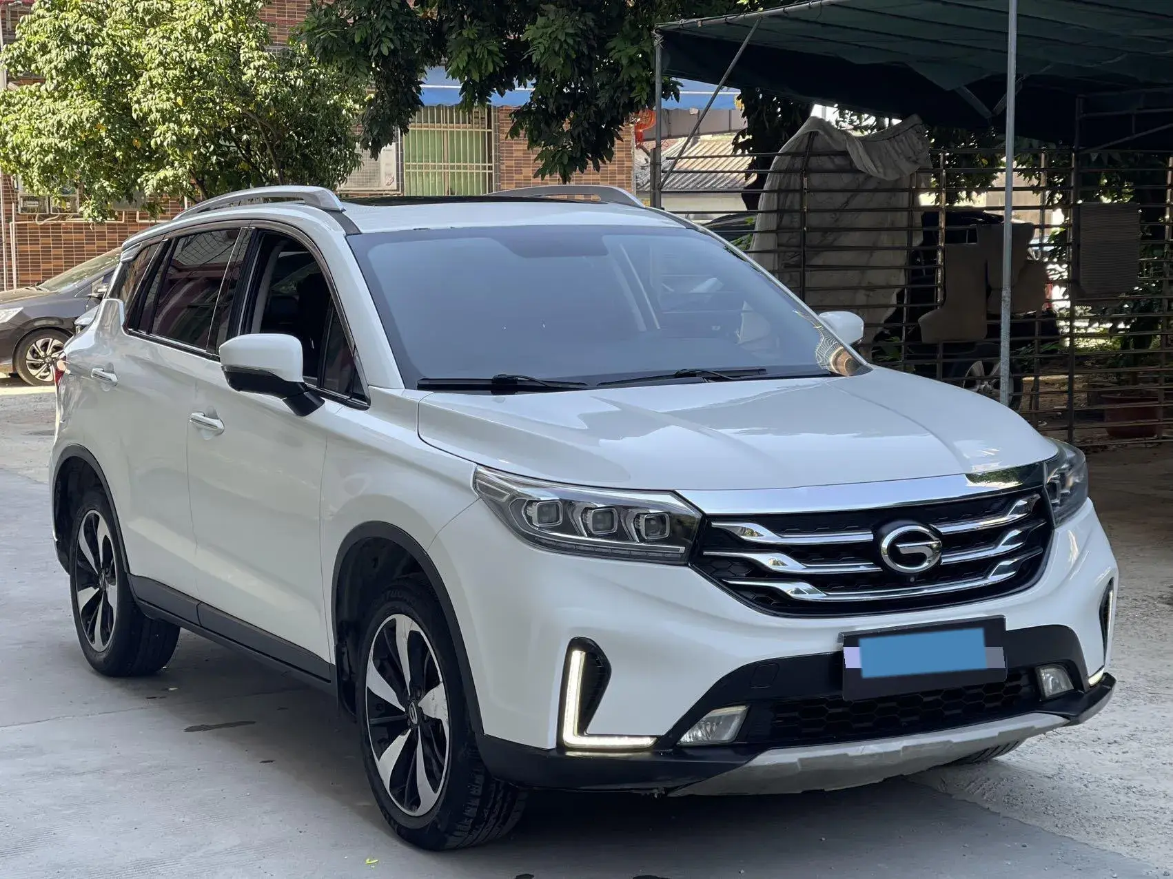 2018 GAC TRUMPCHI thumbnail 3