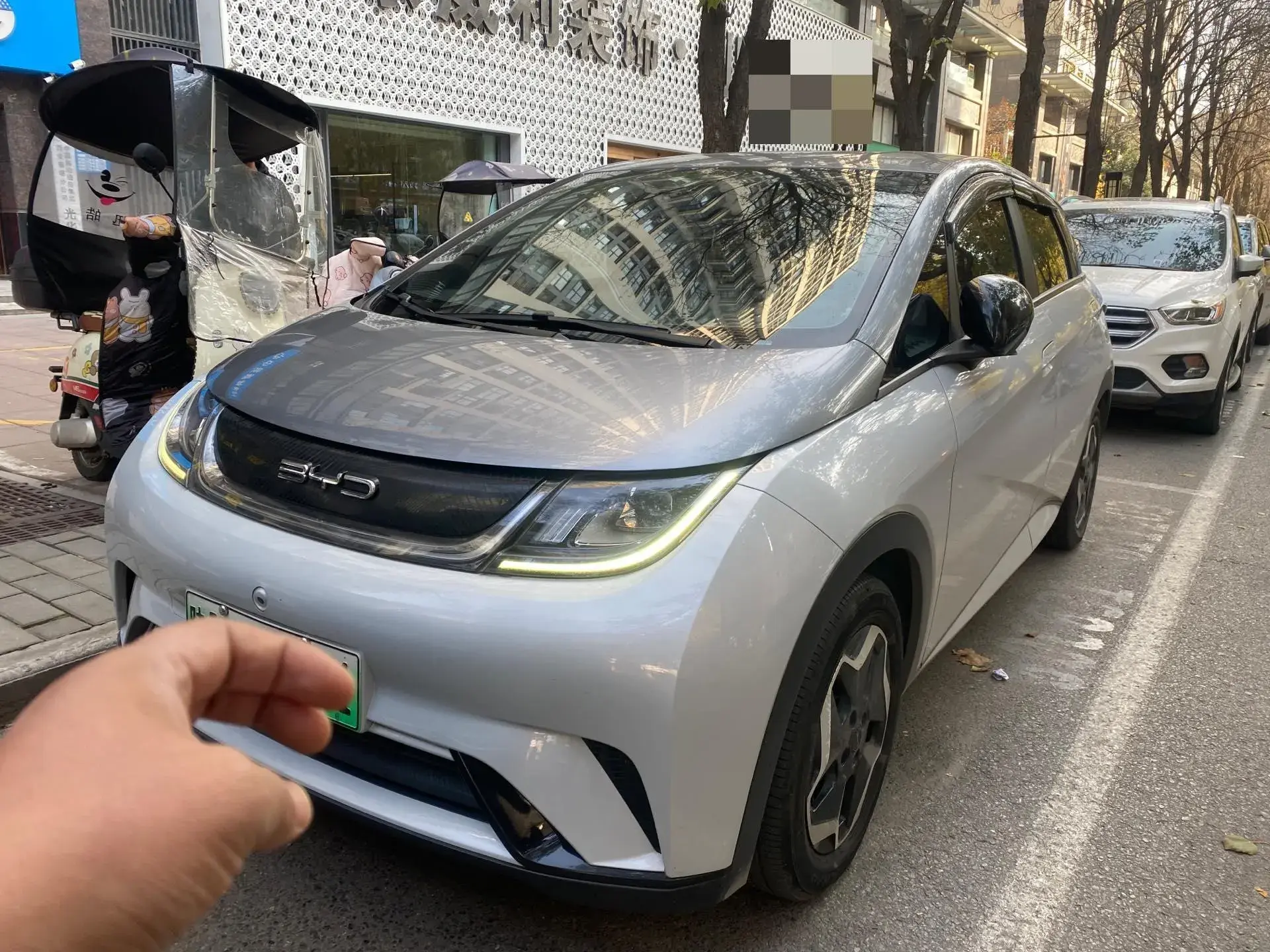 2021 BYD DOLPHIN view 1